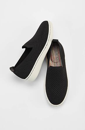 Back Image for Born® Patton Sneakers