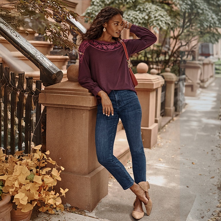 Curvy Fit Slim Leg Jeans