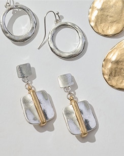 Filter by Earrings