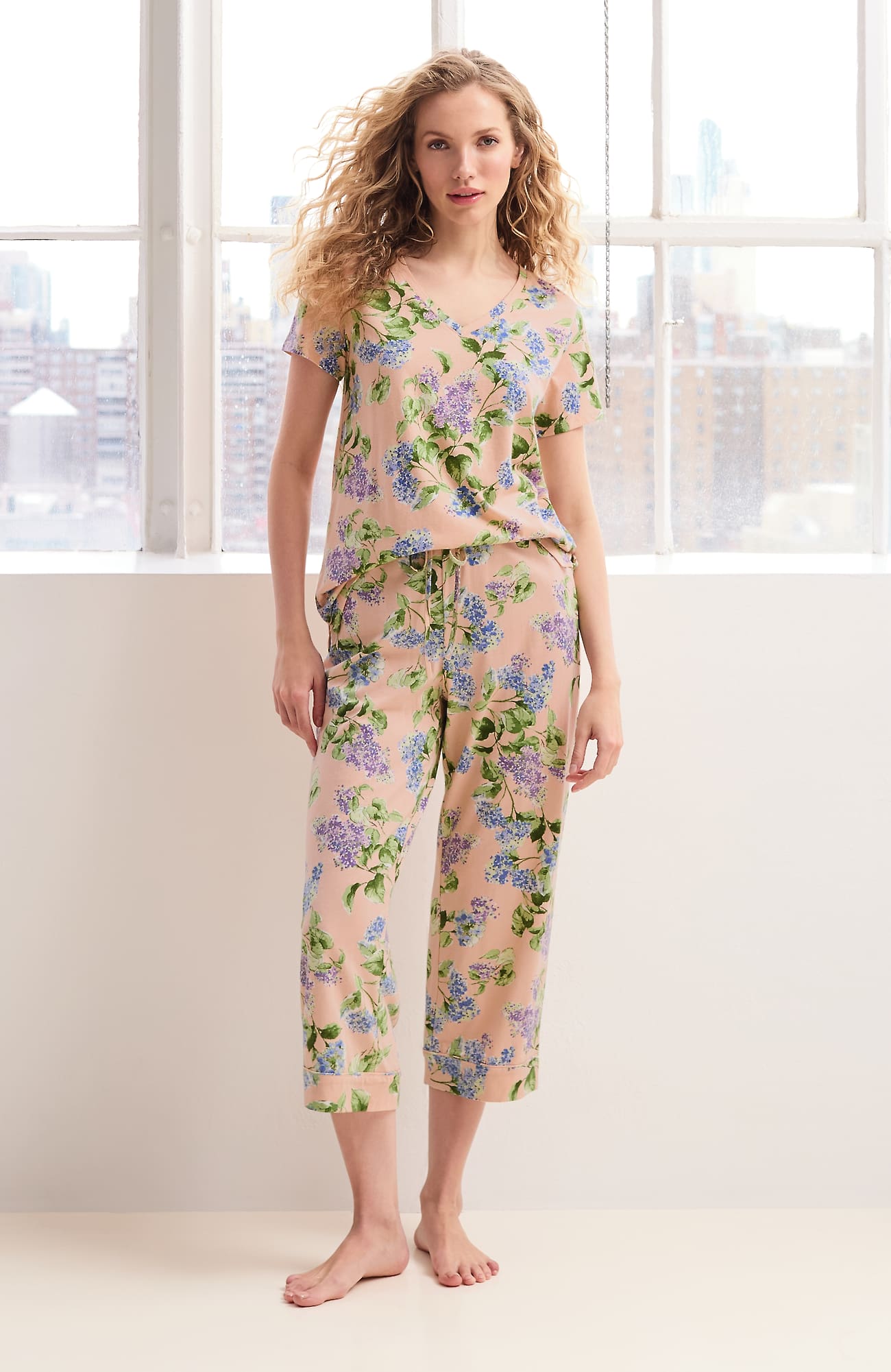 Jjill Petite Sleep Ultrasoft Piped Crops In Peach Blush Watercolor Hydrangea