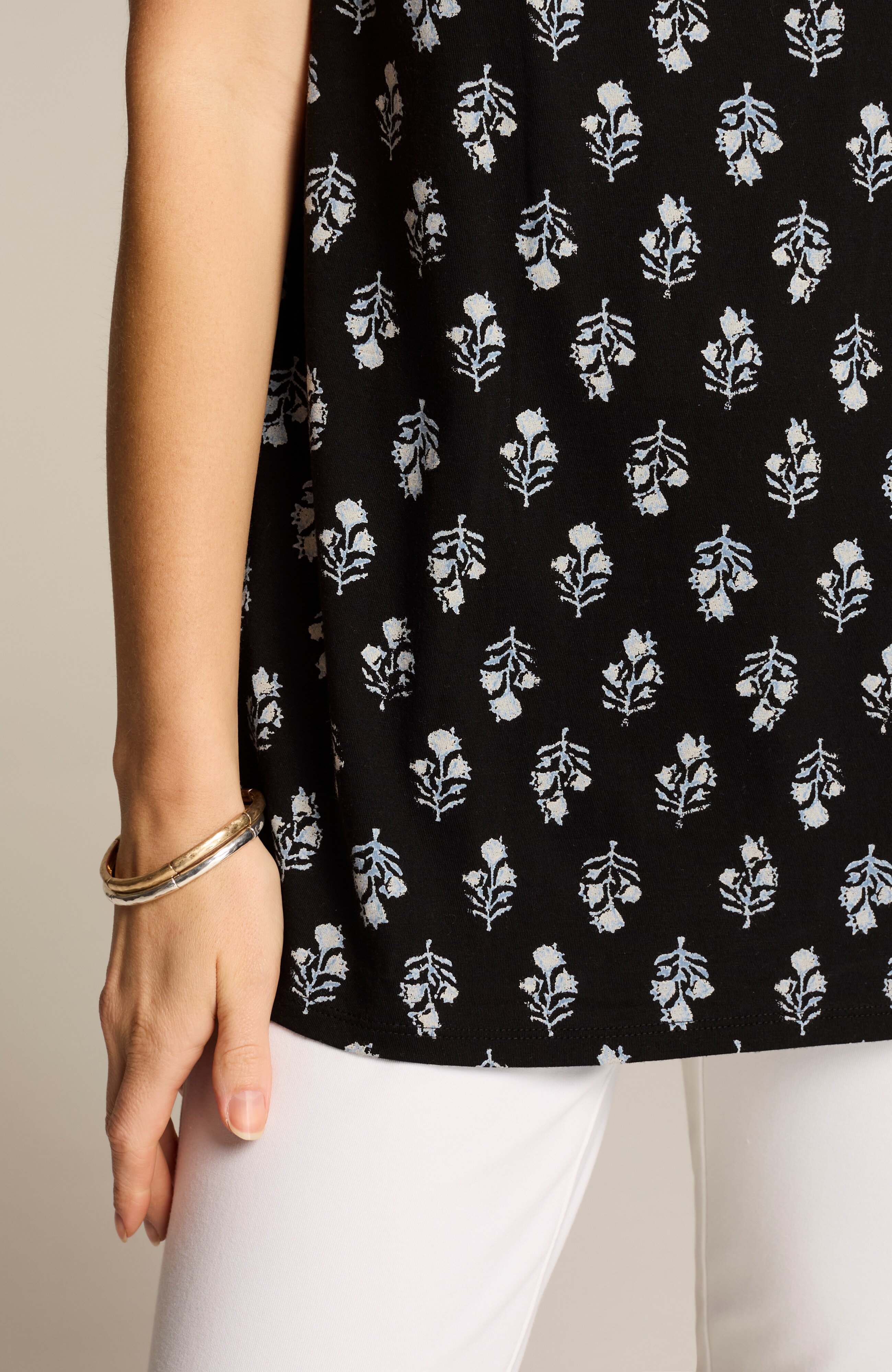 【Jedbead】City Jewelry Scoop Tee City Jewelry Scoop Tee [White] PRE-ORDER - jedbead | 60