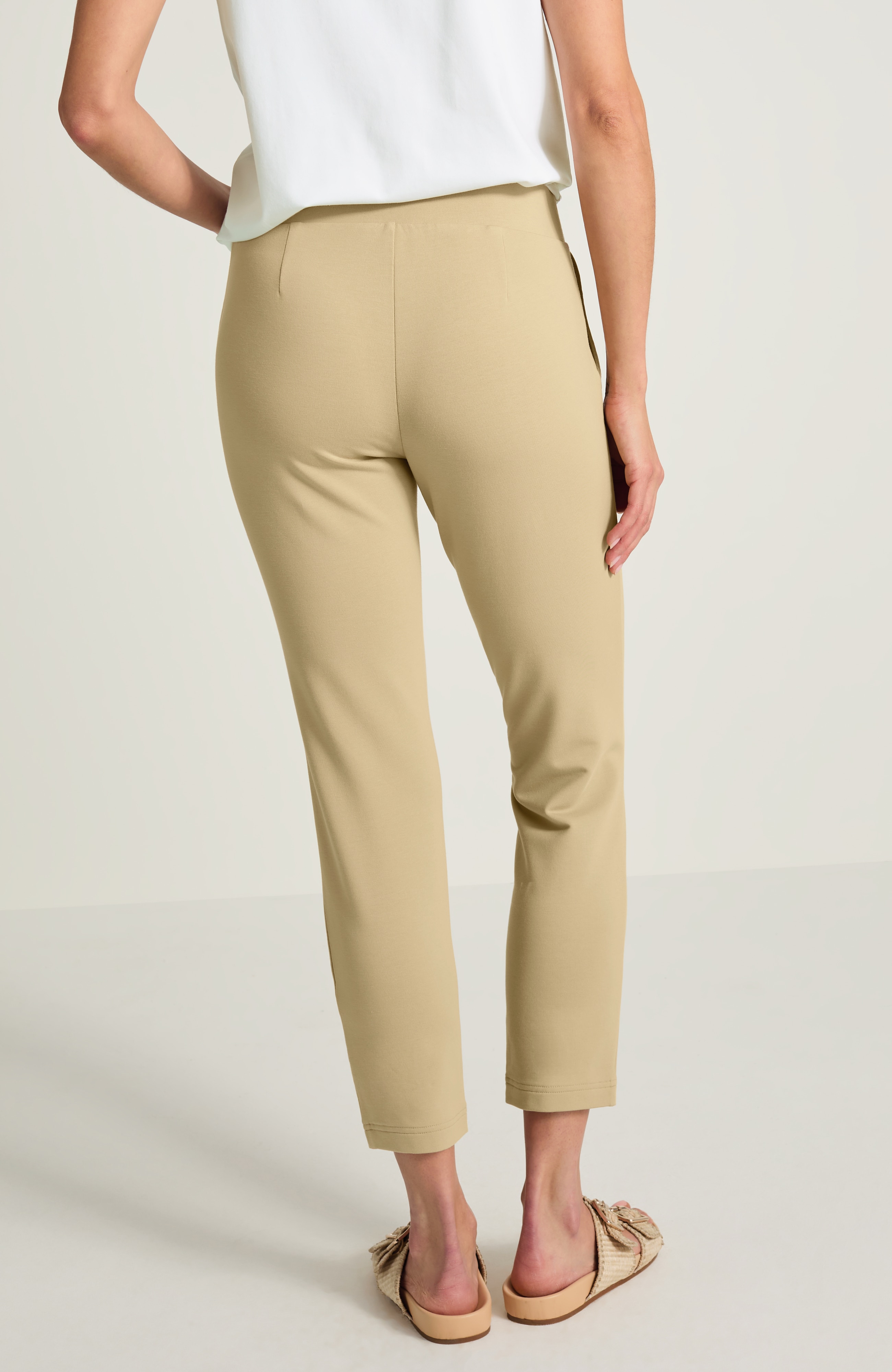 pure jill affinity slim-leg crops