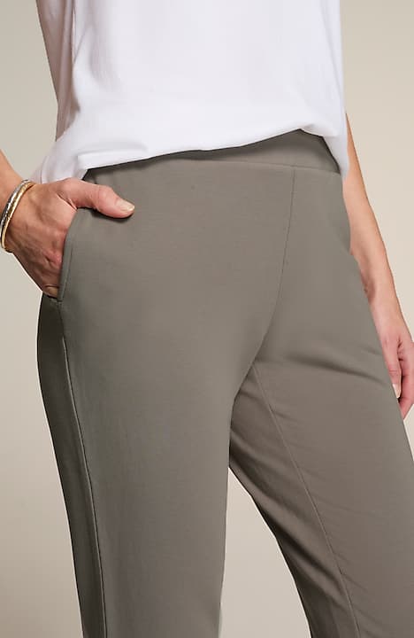 pure jill affinity slim-leg crops