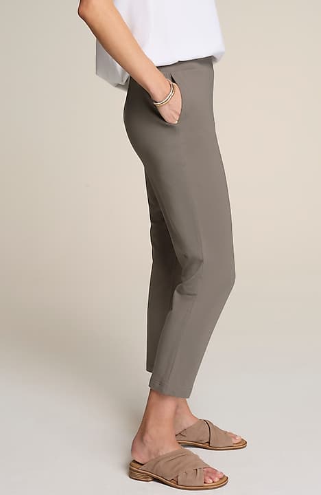 pure jill affinity slim-leg crops