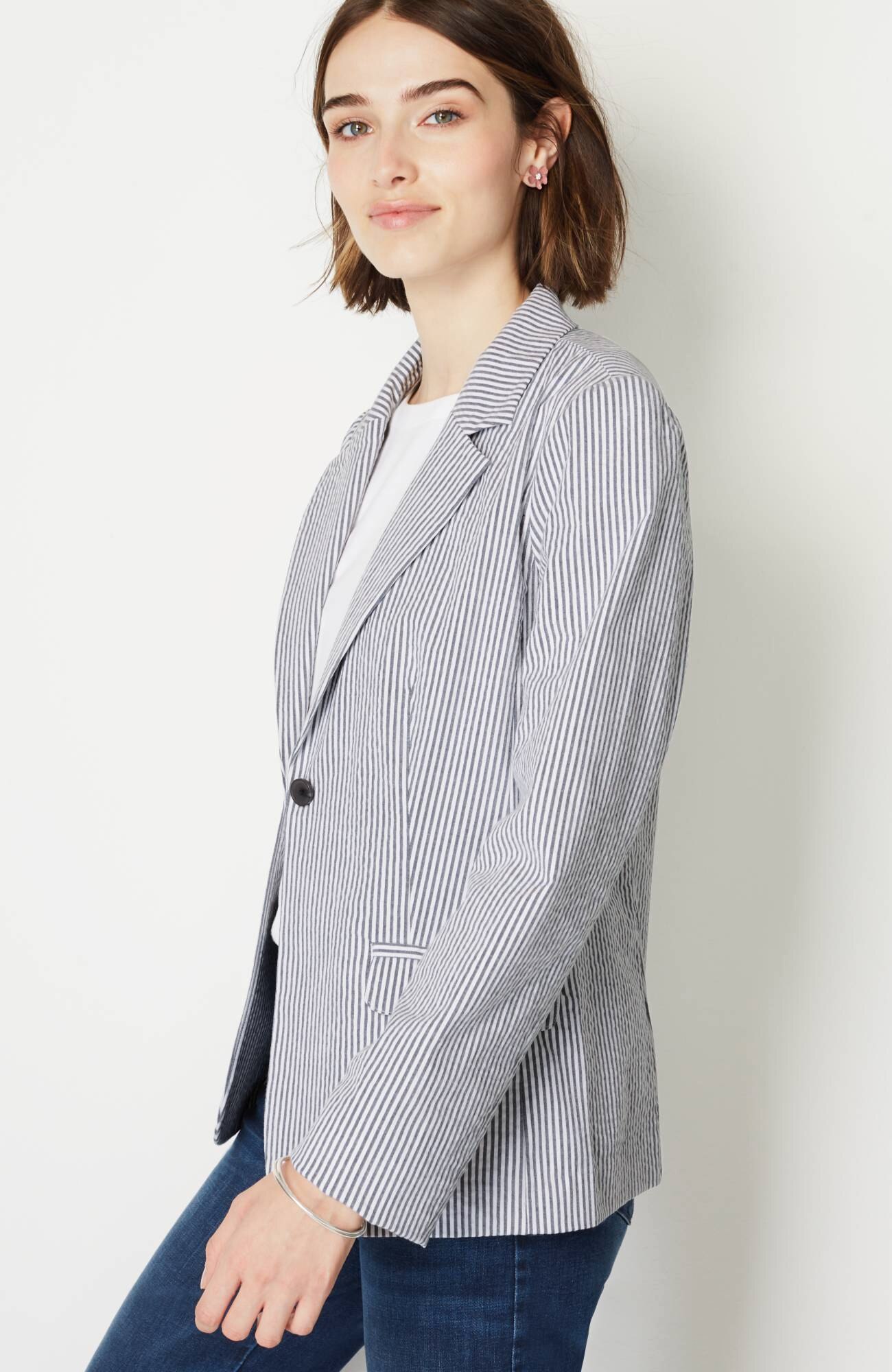 ladies seersucker blazer