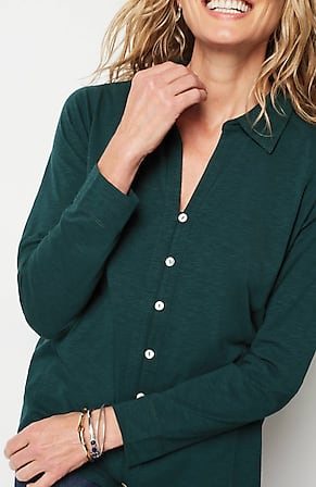 Image for Multiseamed Curved-Hem Knit Shirt