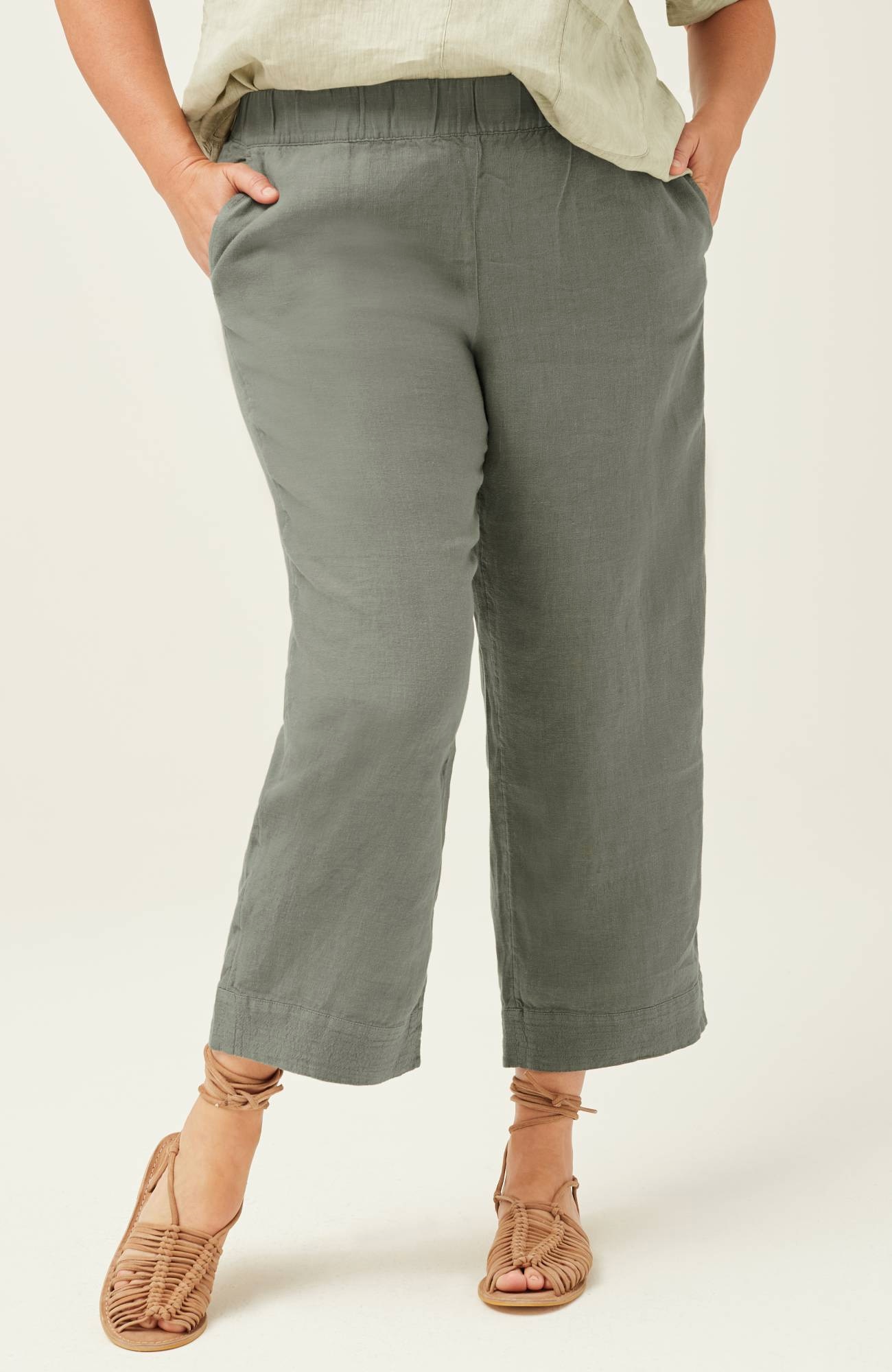 Linen-Blend High-Waist Pull-On Pant in Pants & Shorts