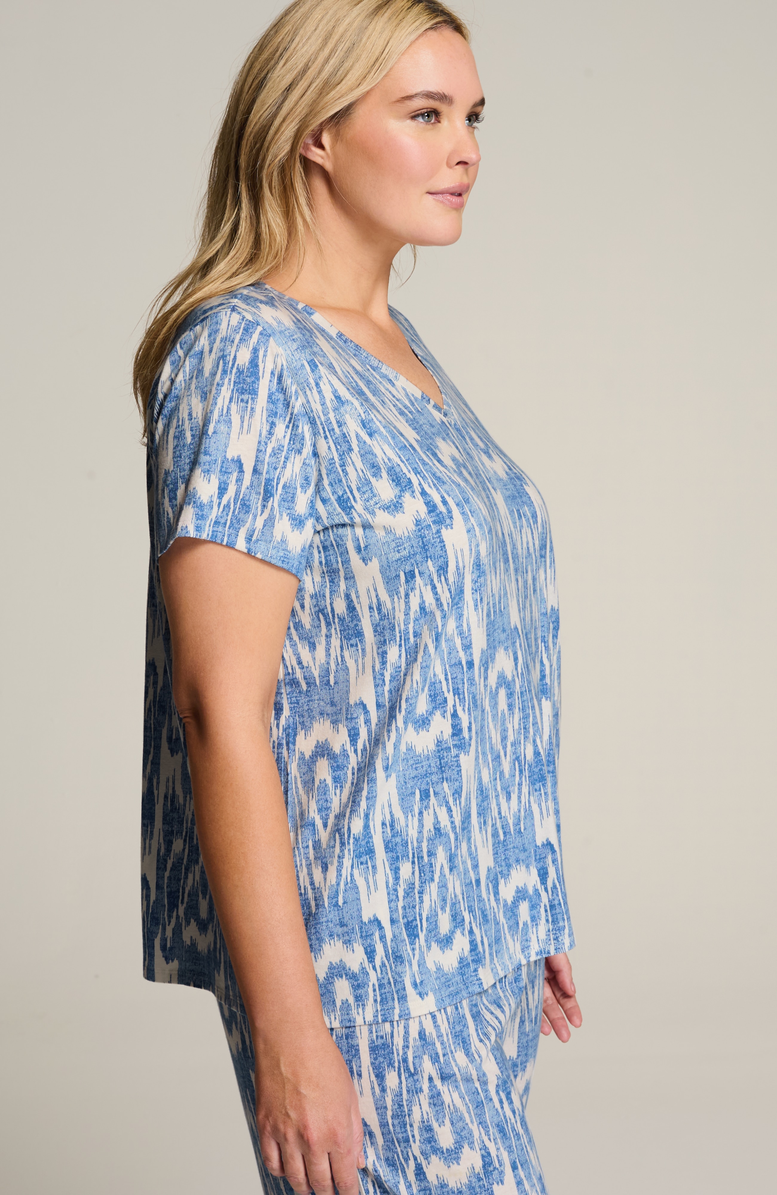 sleep ultrasoft v-neck tee