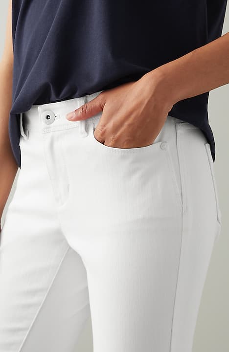 authentic fit slim-leg jeans