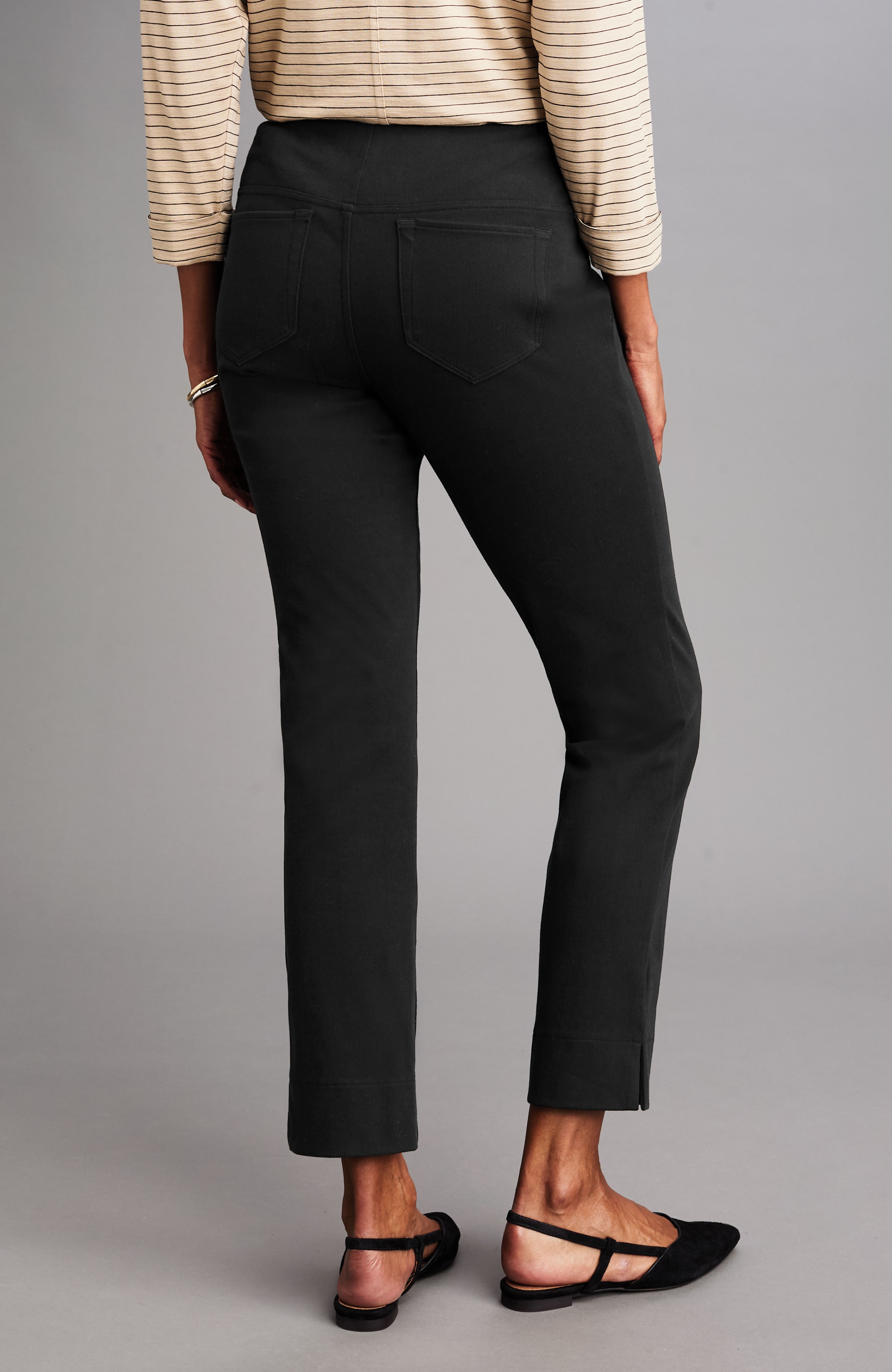 Juli✴︎ Better Than Shapewear: J.Jill's Smooth-Fit Knit Jean