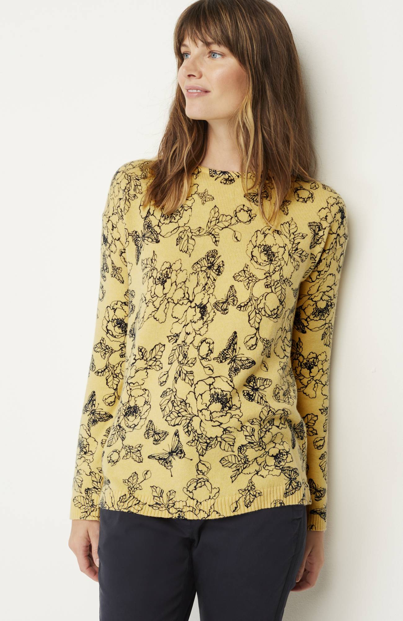 Top Songbird Garden Pullover