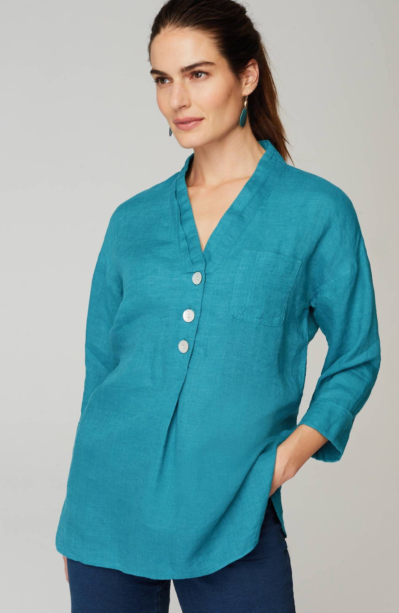 Shop Jjill J.jill Pure Jill Yarn-dyed Linen Button-front Tunic In Aegean,dark Aegean