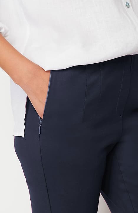 versatile cotton-stretch slim-leg pants
