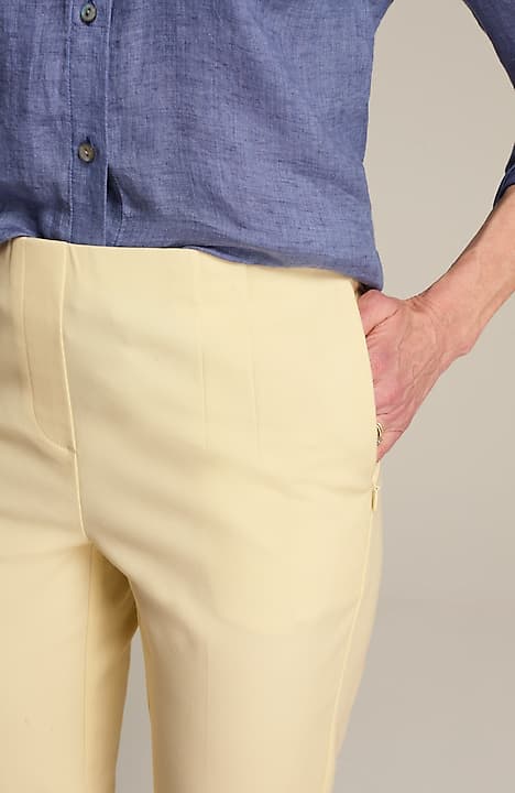 versatile cotton-stretch slim-leg pants