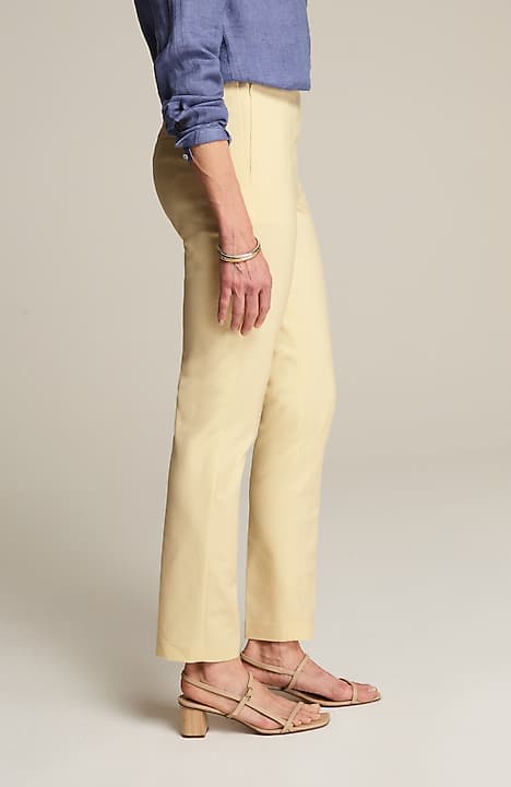 versatile cotton-stretch slim-leg pants