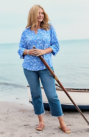 Image for High-Rise Fringe-Hem Crops