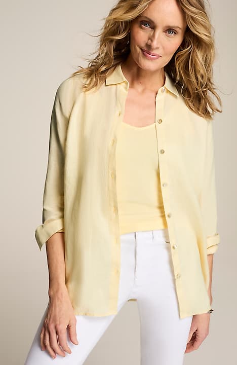 everyday linen button-front shirt