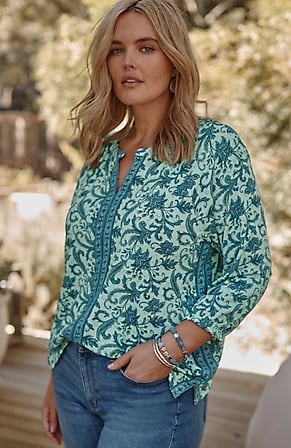 Image for Border-Printed Floral Top