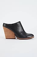 kork-ease® challis ii mules
