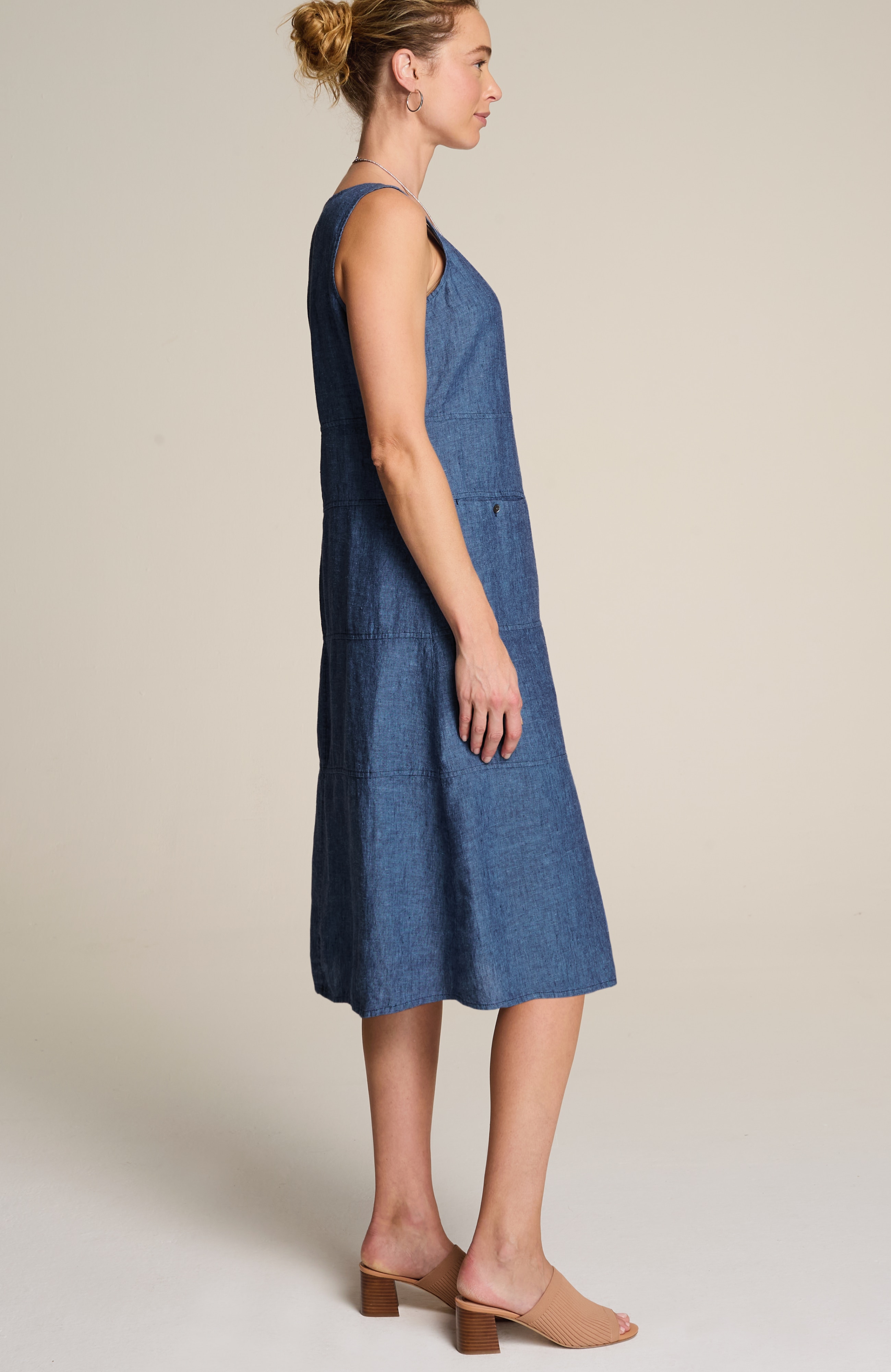海外展示会出品sample silk linen stall 非売品 Get your girls and run to @ullajohnson 👯‍♀️ Meet us at
