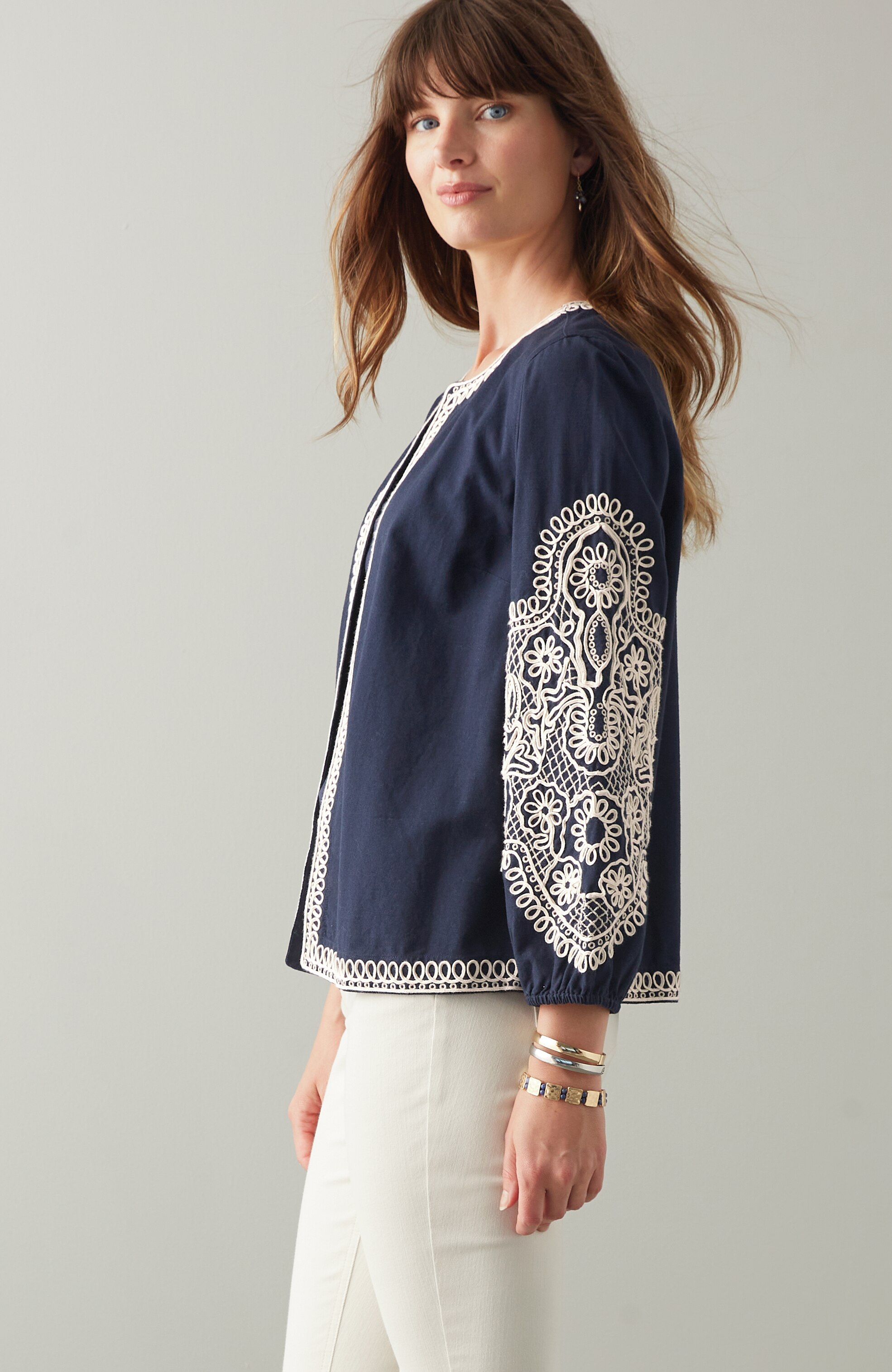 【NONCODE】Akina Line Crop Jacket NONCODE】Akina Line Crop Jacket