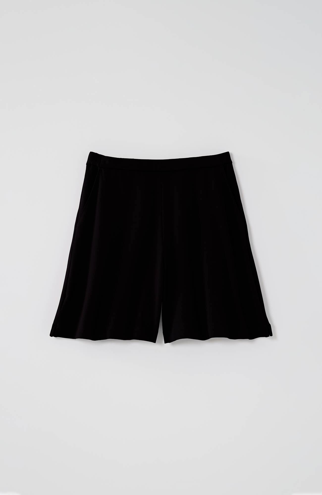 ◆YESEYESEE◆ Paneled Comfort Shorts Black YS241WSONS01BLK POSEY_wide_high-