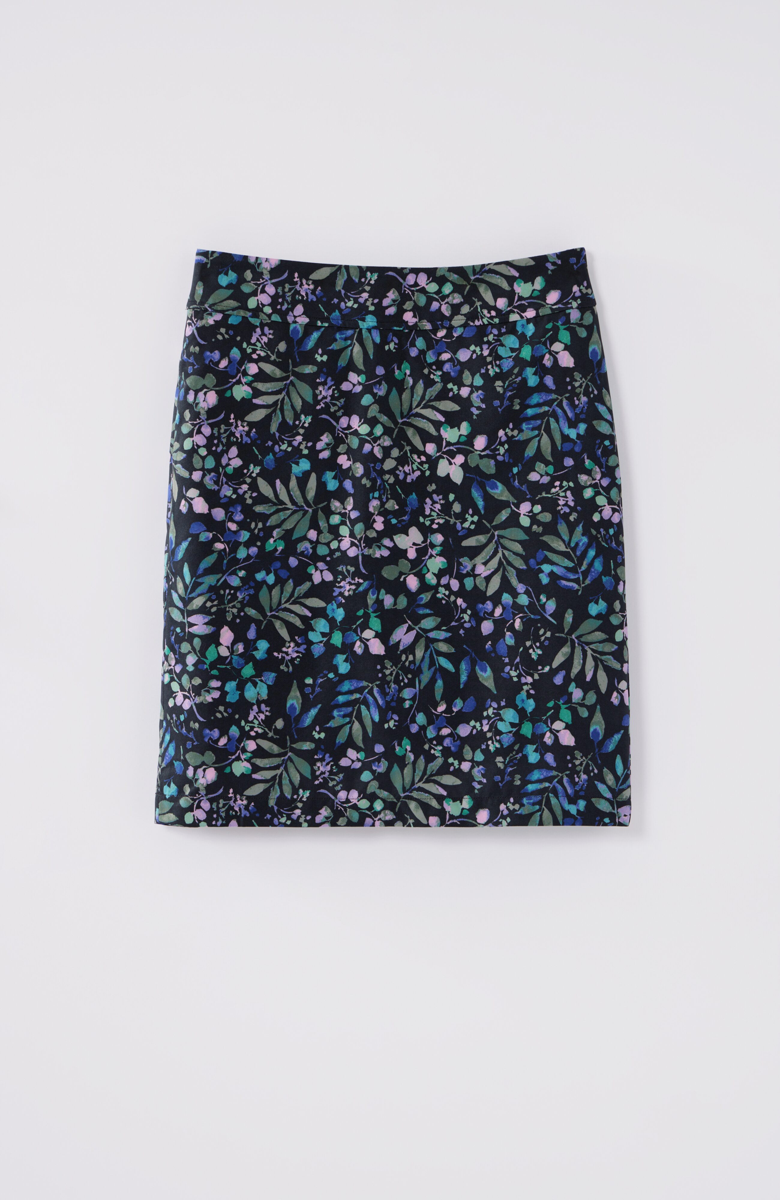 fit on-the-go zipper-pocket skort