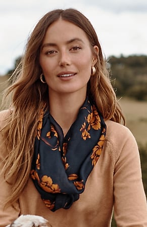 Image for Featherweight Infinity Scarf