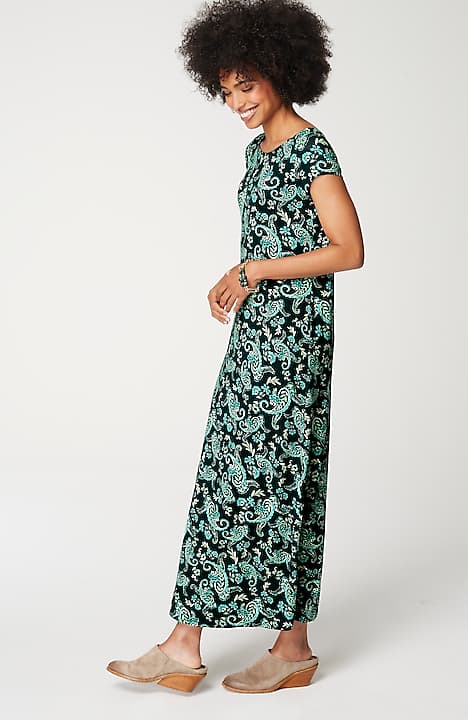pleated v-back maxi dress