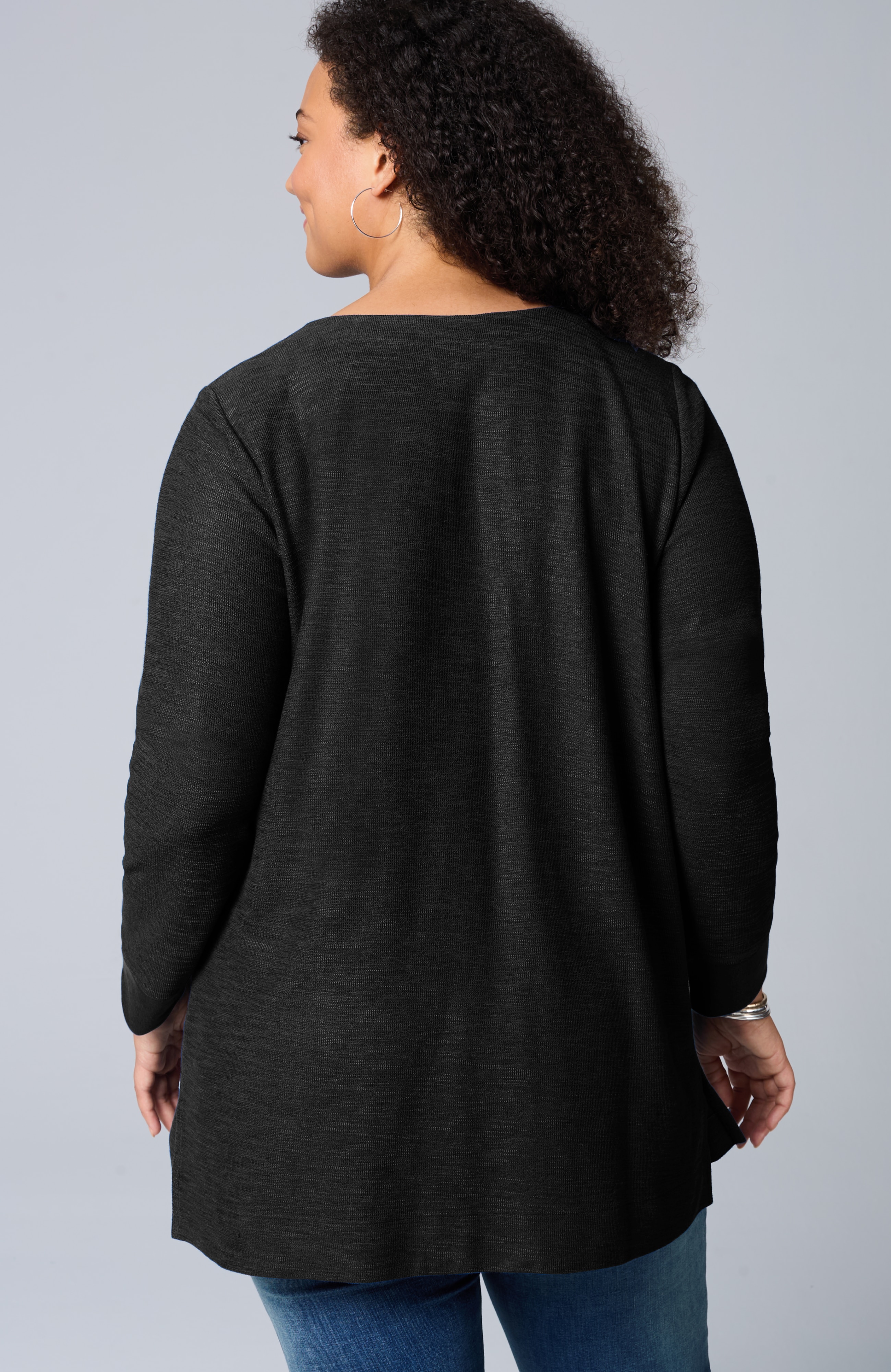 textured patch-pocket tunic