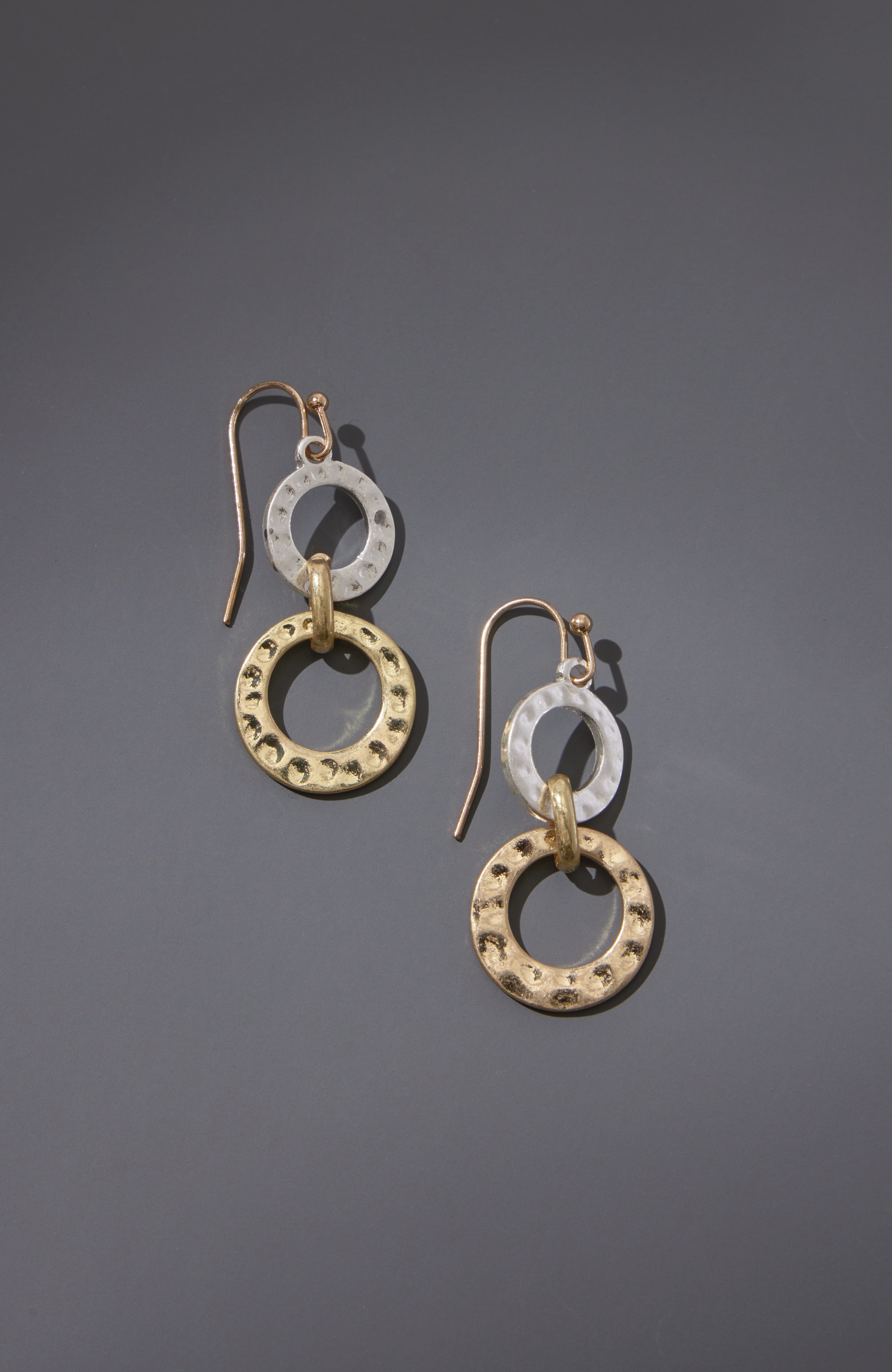 mixed-metal double-rings earrings