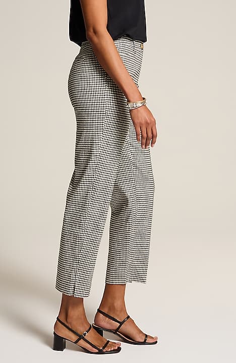linen-stretch straight-leg crops