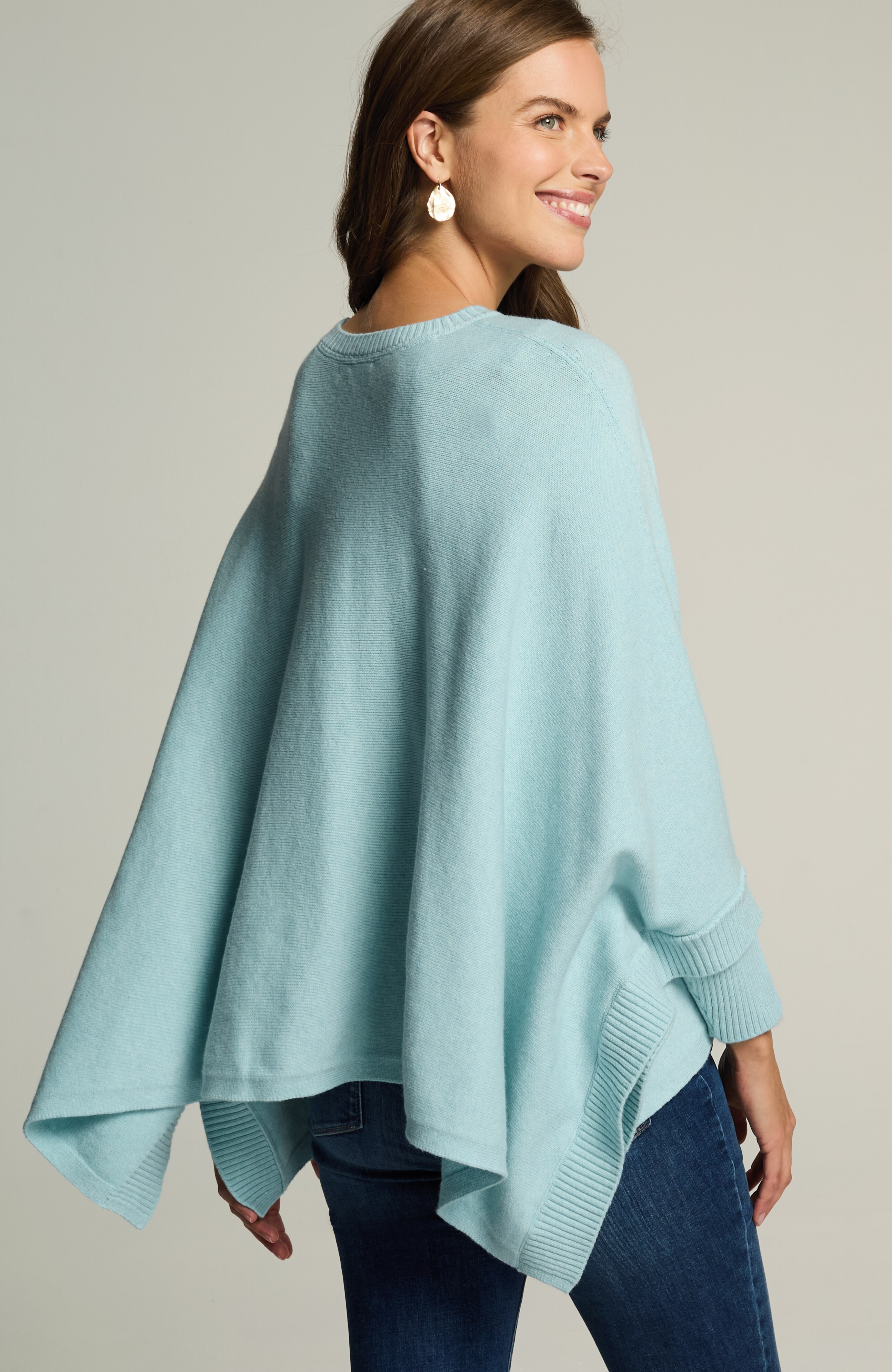 eLLa ポンチョ ベスト ジレ poodle poncho pullover SOFT KNIT PONCHO | JJill