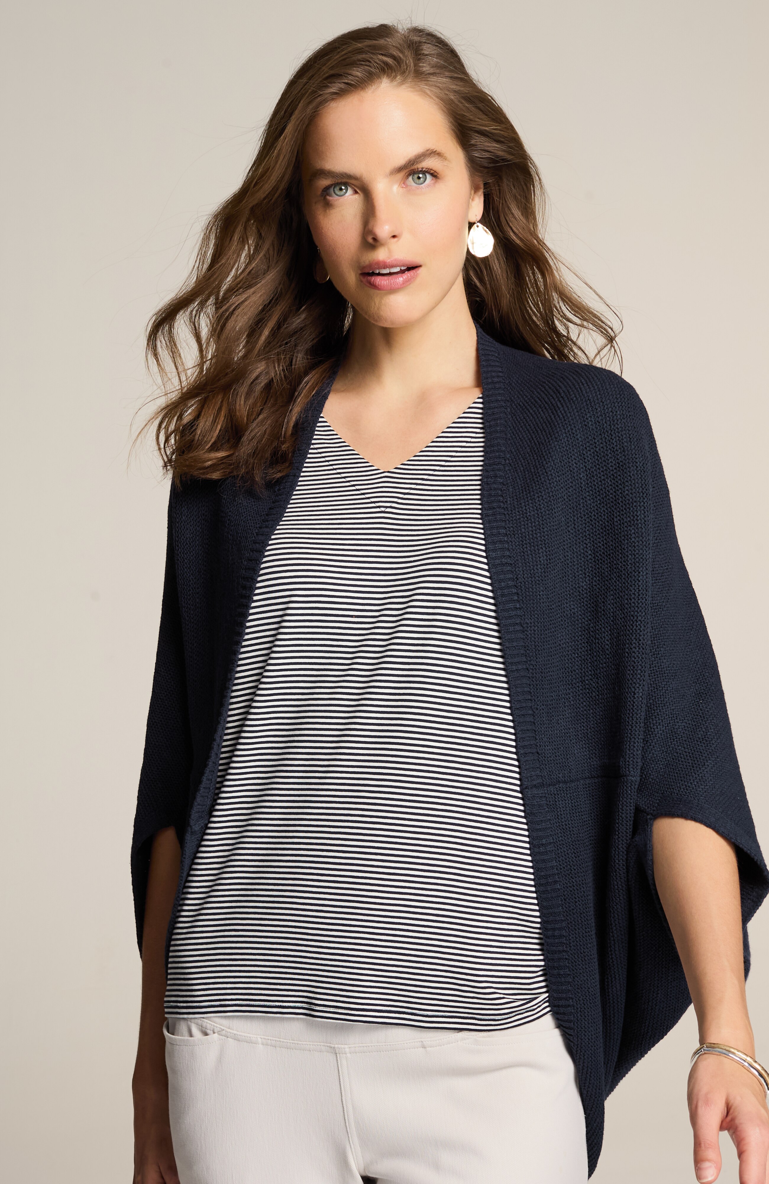 wearever striped v-neck tee