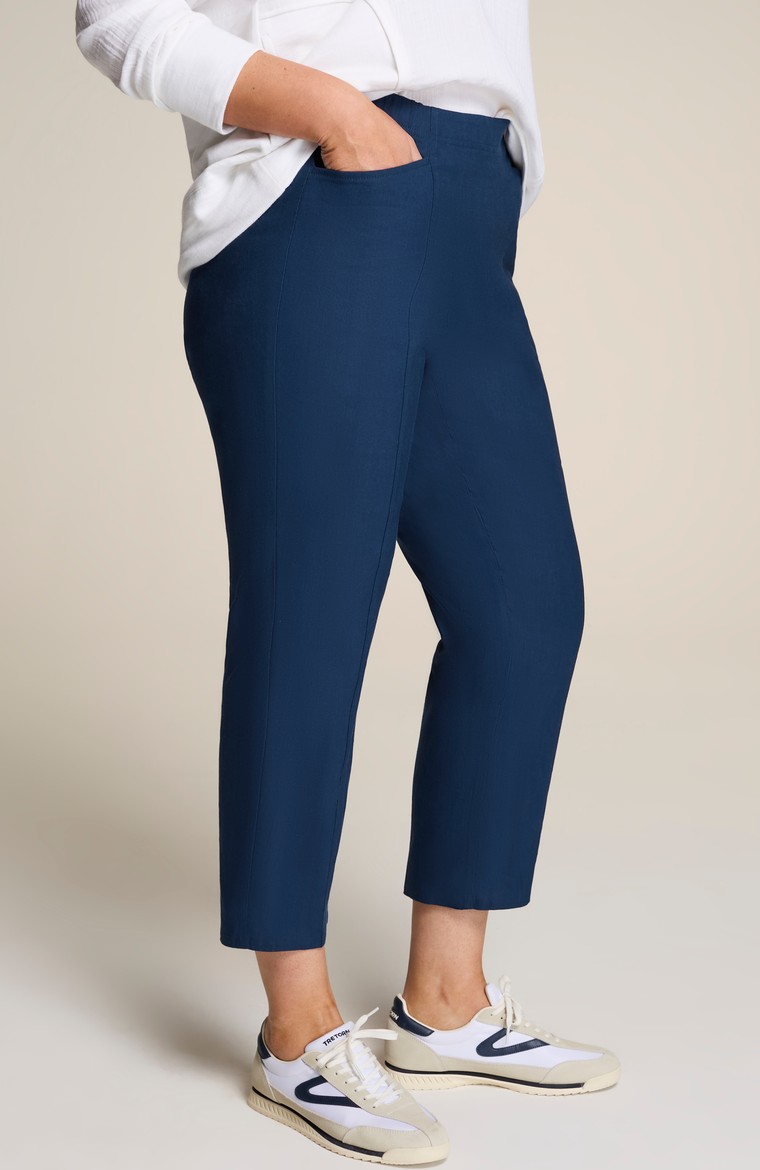 LINEN-STRETCH ANGLED-POCKET SLIM-LEG PAN | JJill