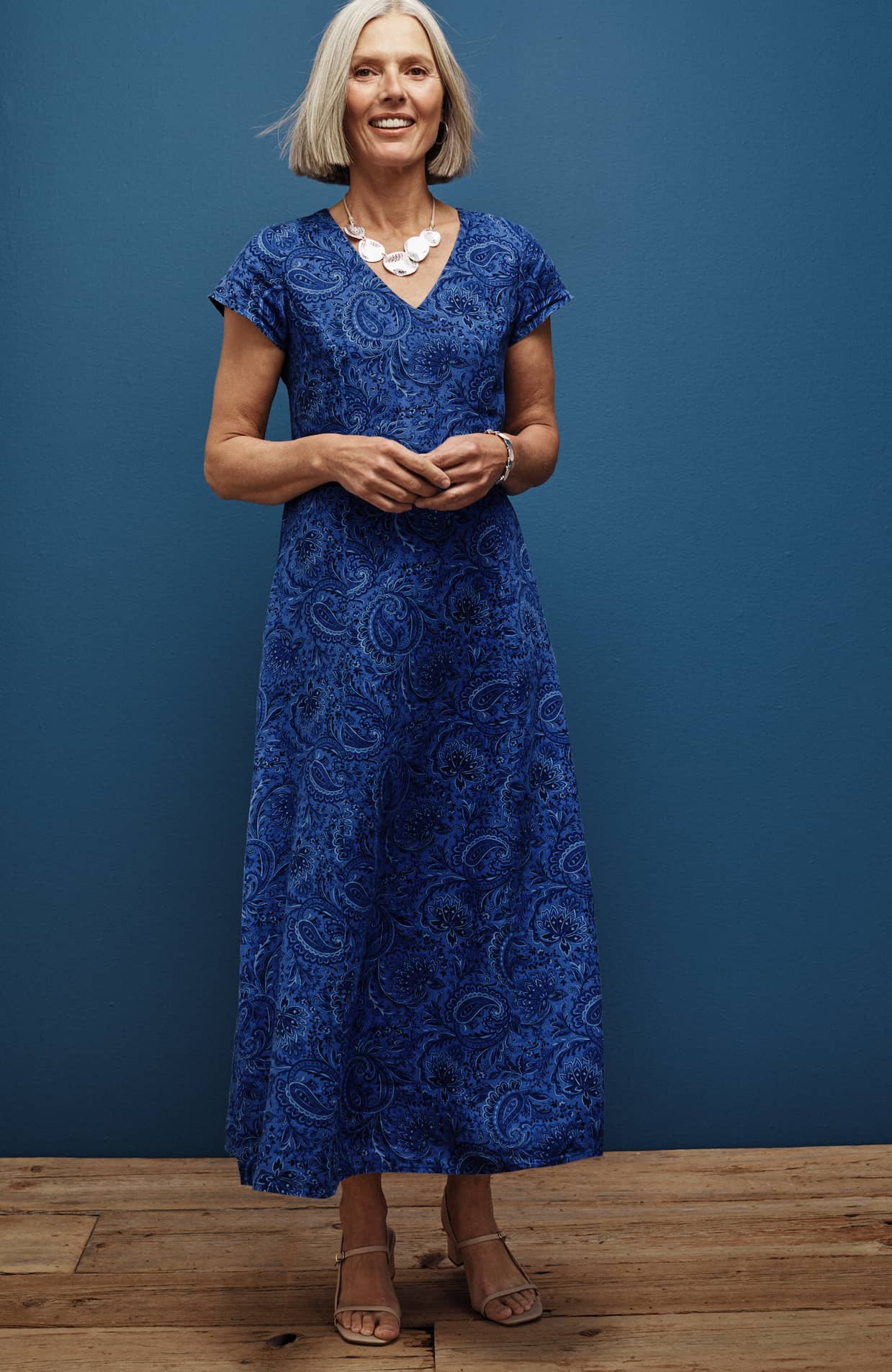LINEN V-NECK MAXI DRESS | JJill LINEN V-NECK MAXI DRESS | JJill