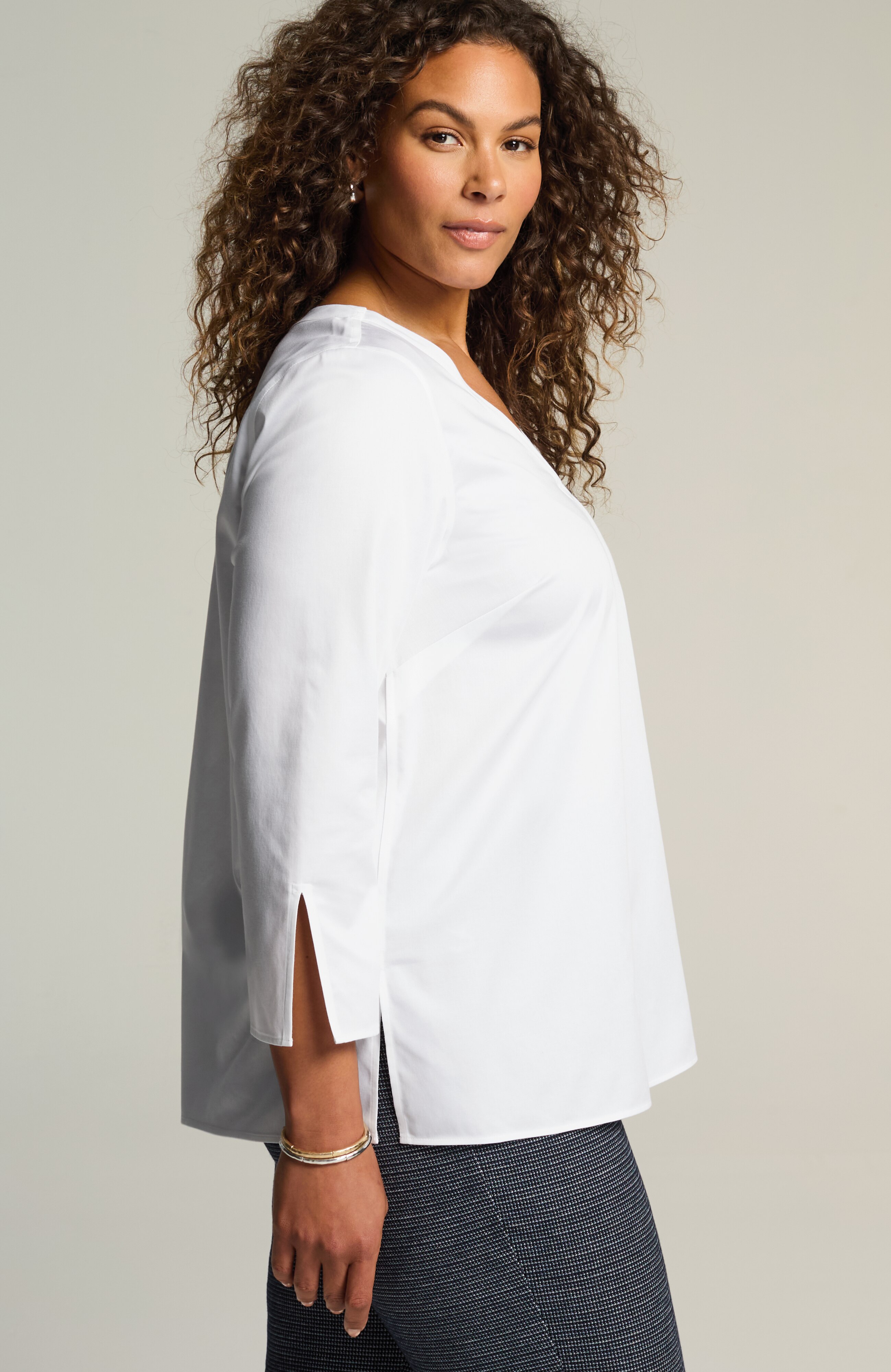 non-iron v-neck popover