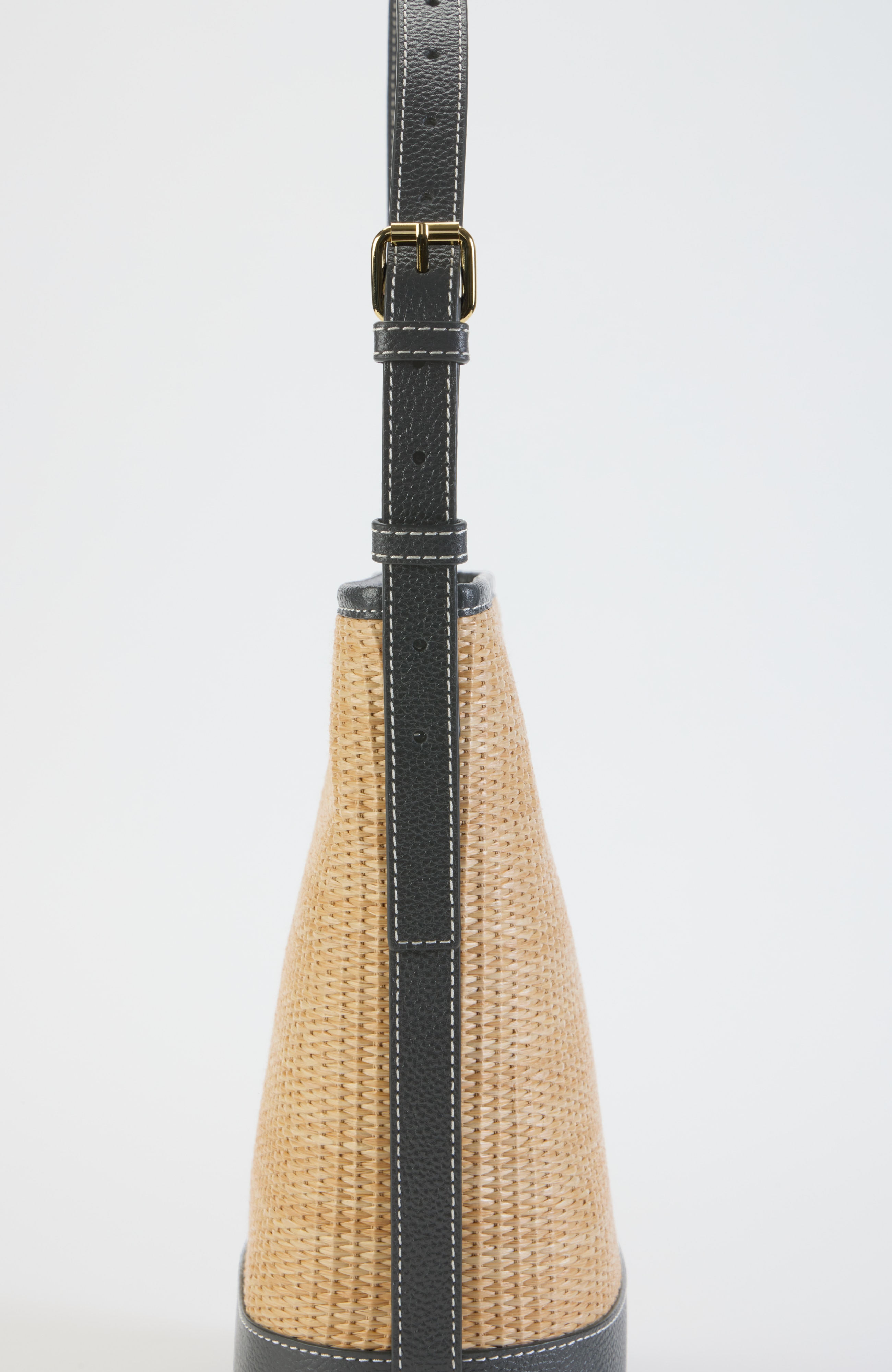 woven textured bucket bag