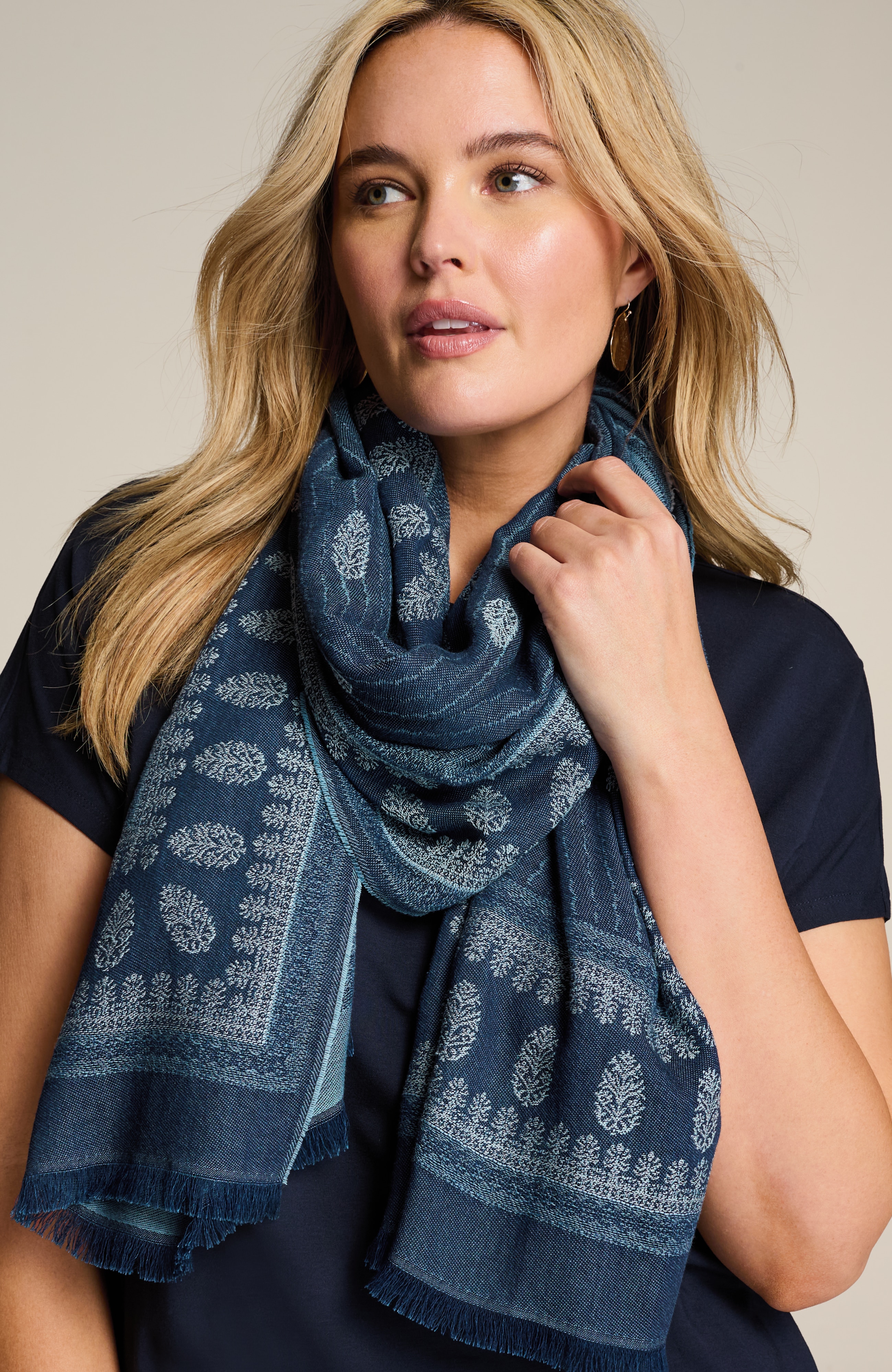 Scarves, Ponchos & Ruanas for Women | J.Jill