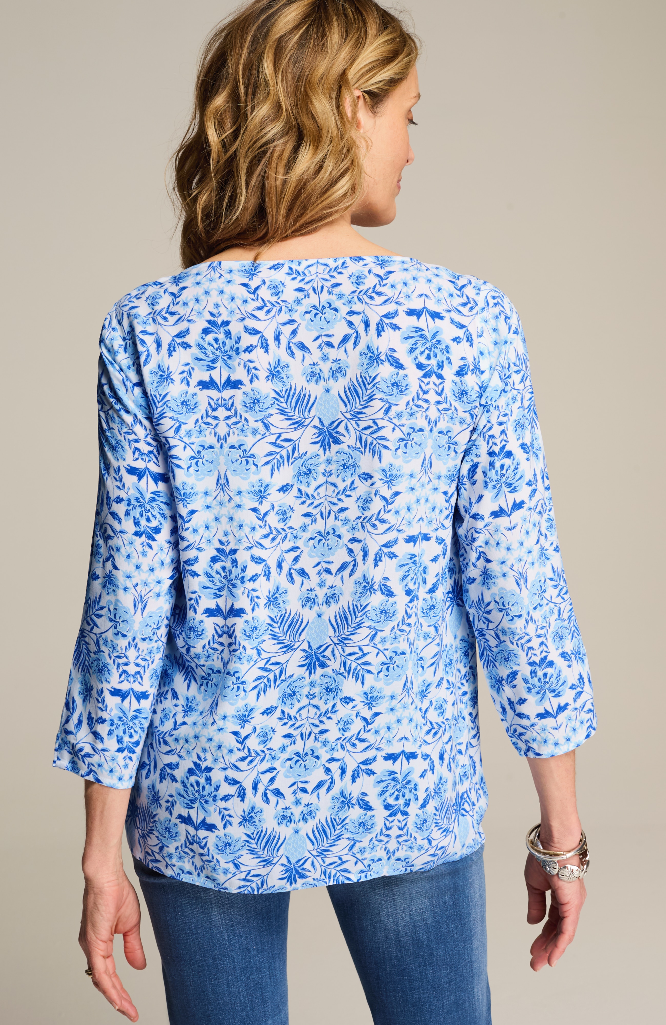 floral filigree popover