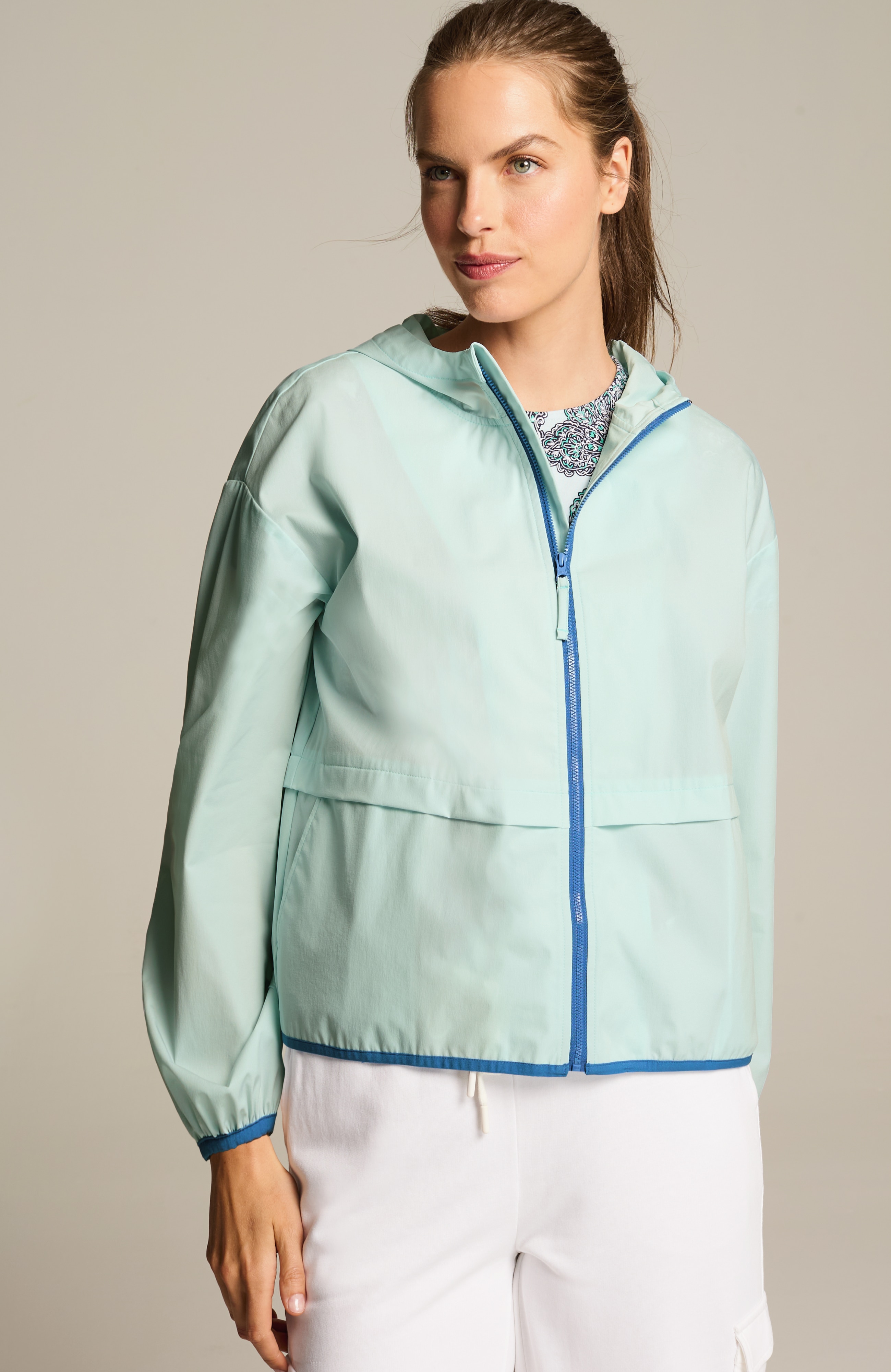 【送料0円】 FIT WATER-RESISTANT HOODED JACKET | JJill ベビージム