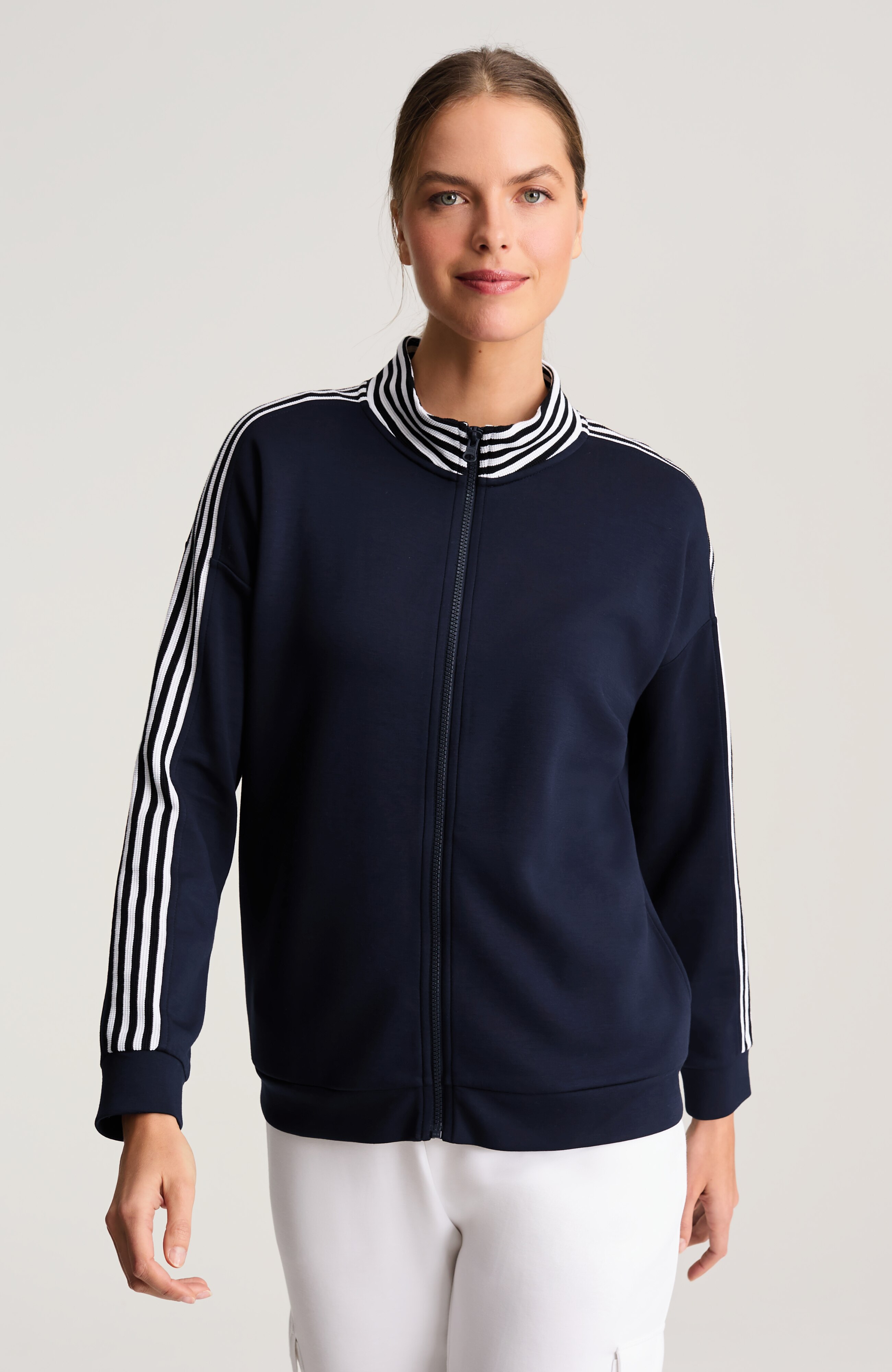fit elevation knit jacket