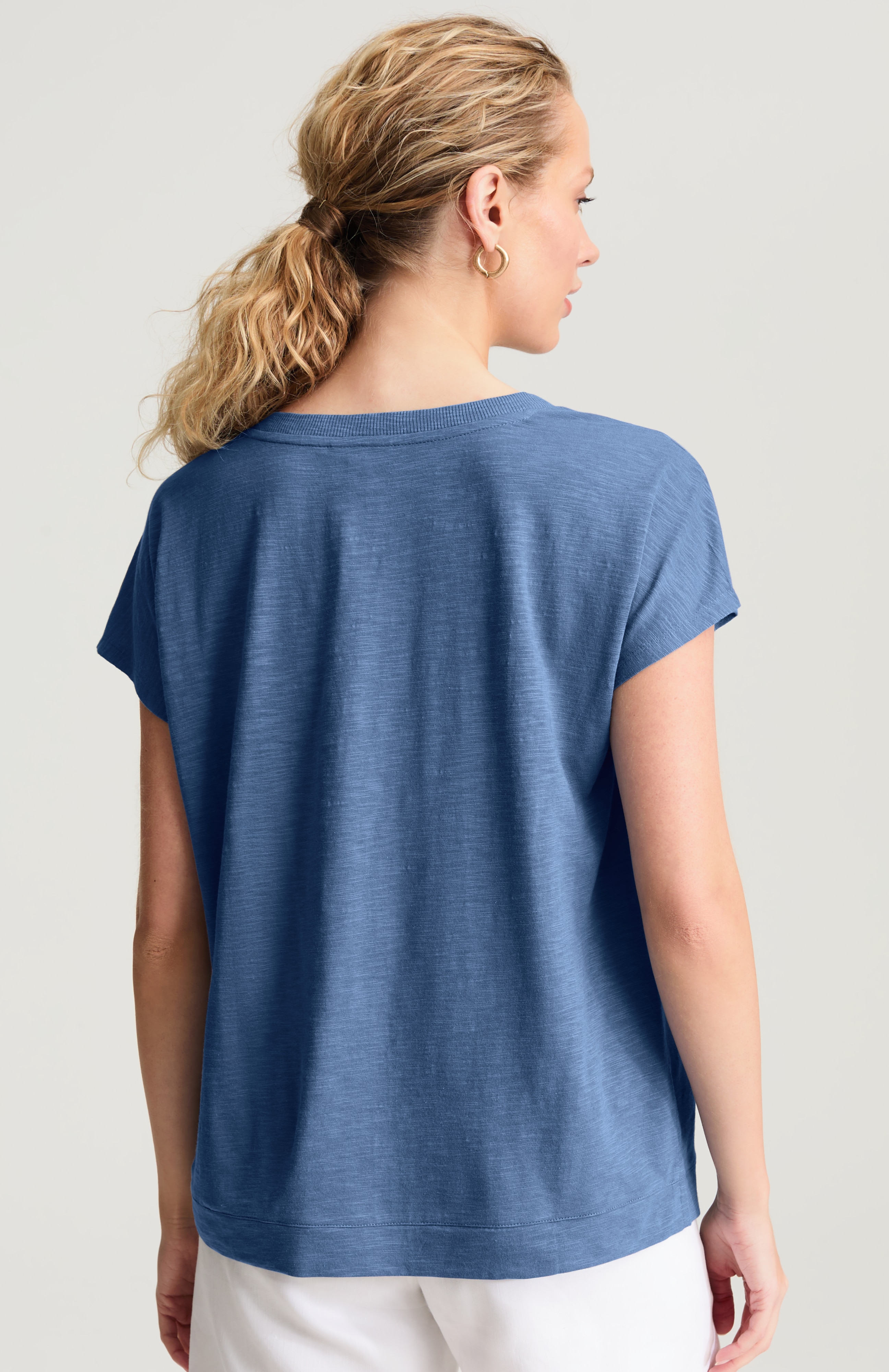 cap-sleeve tee