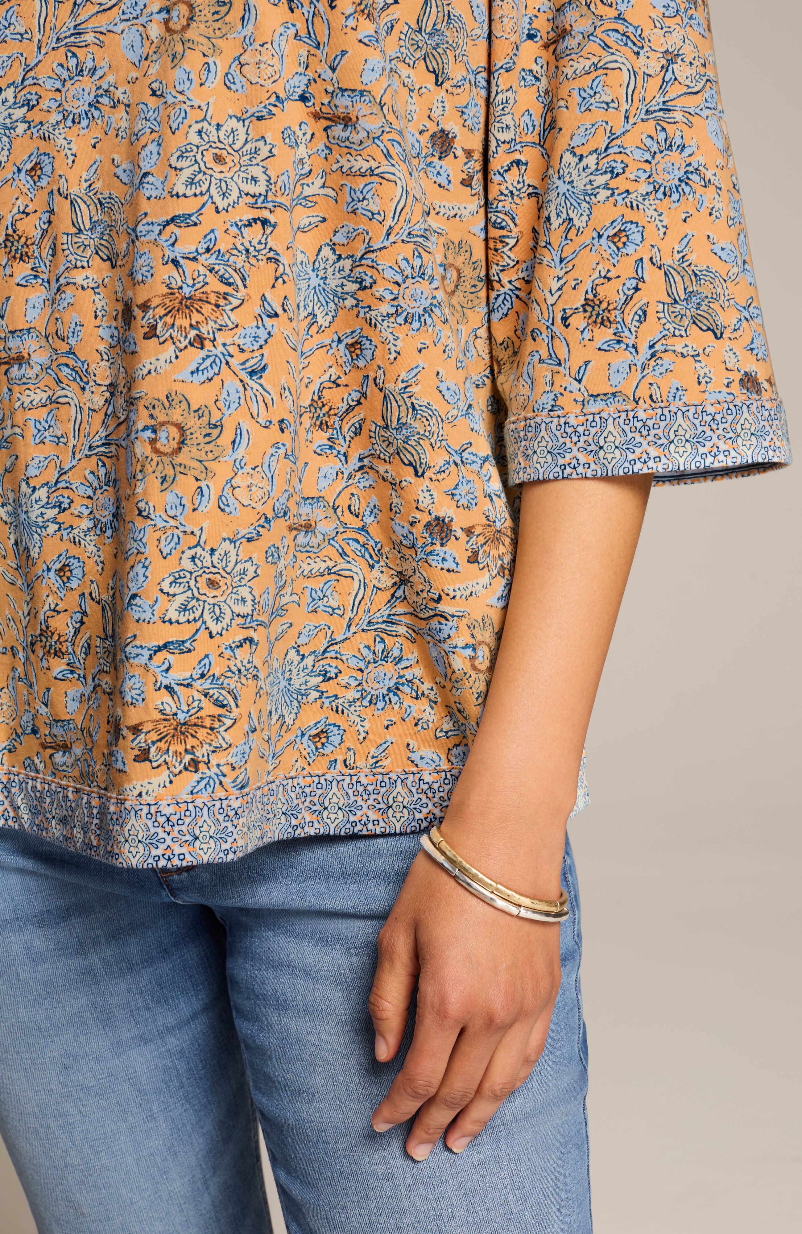 border-printed top