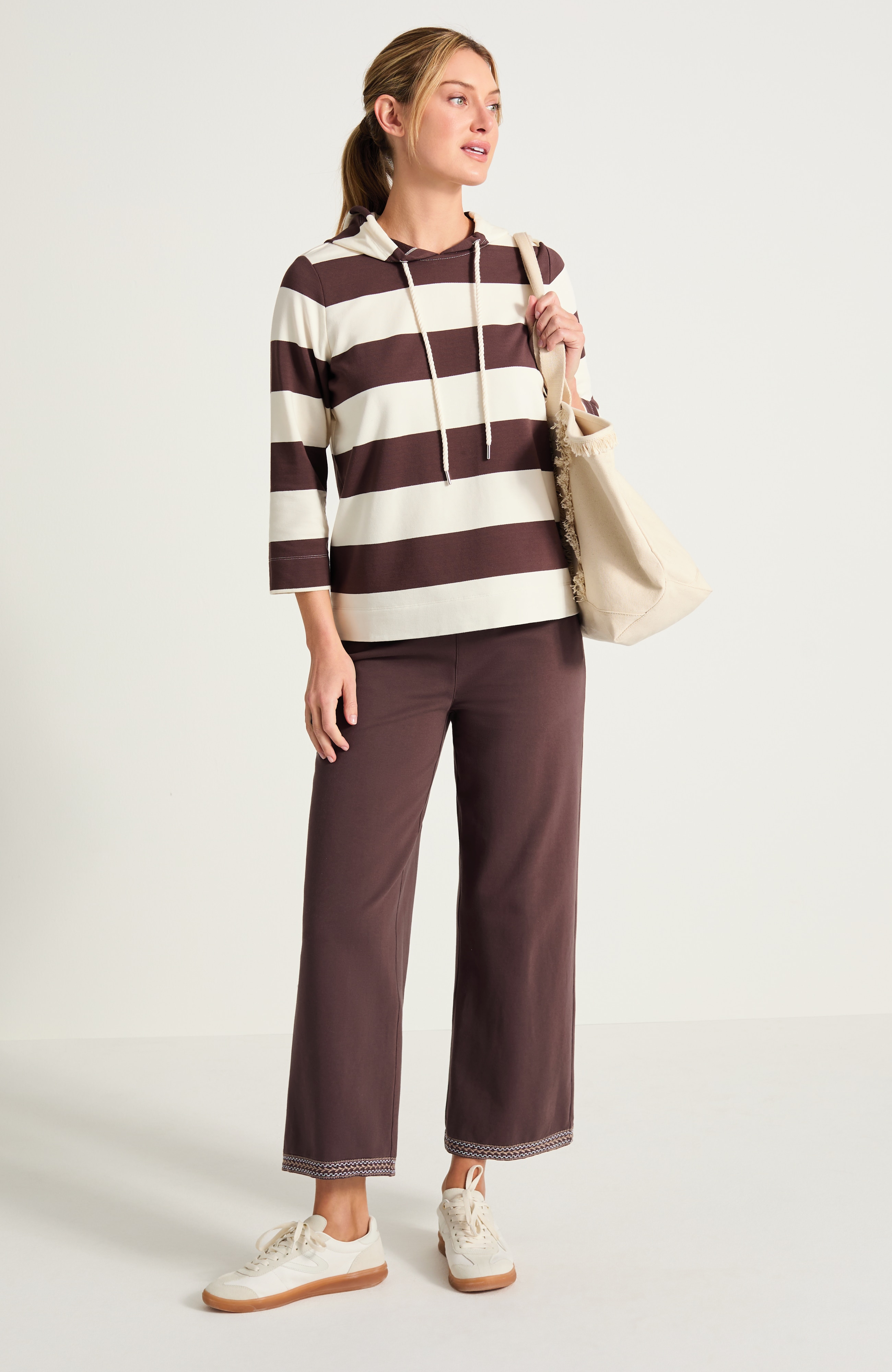 Fit French Terry Embroidered Crops | JJill