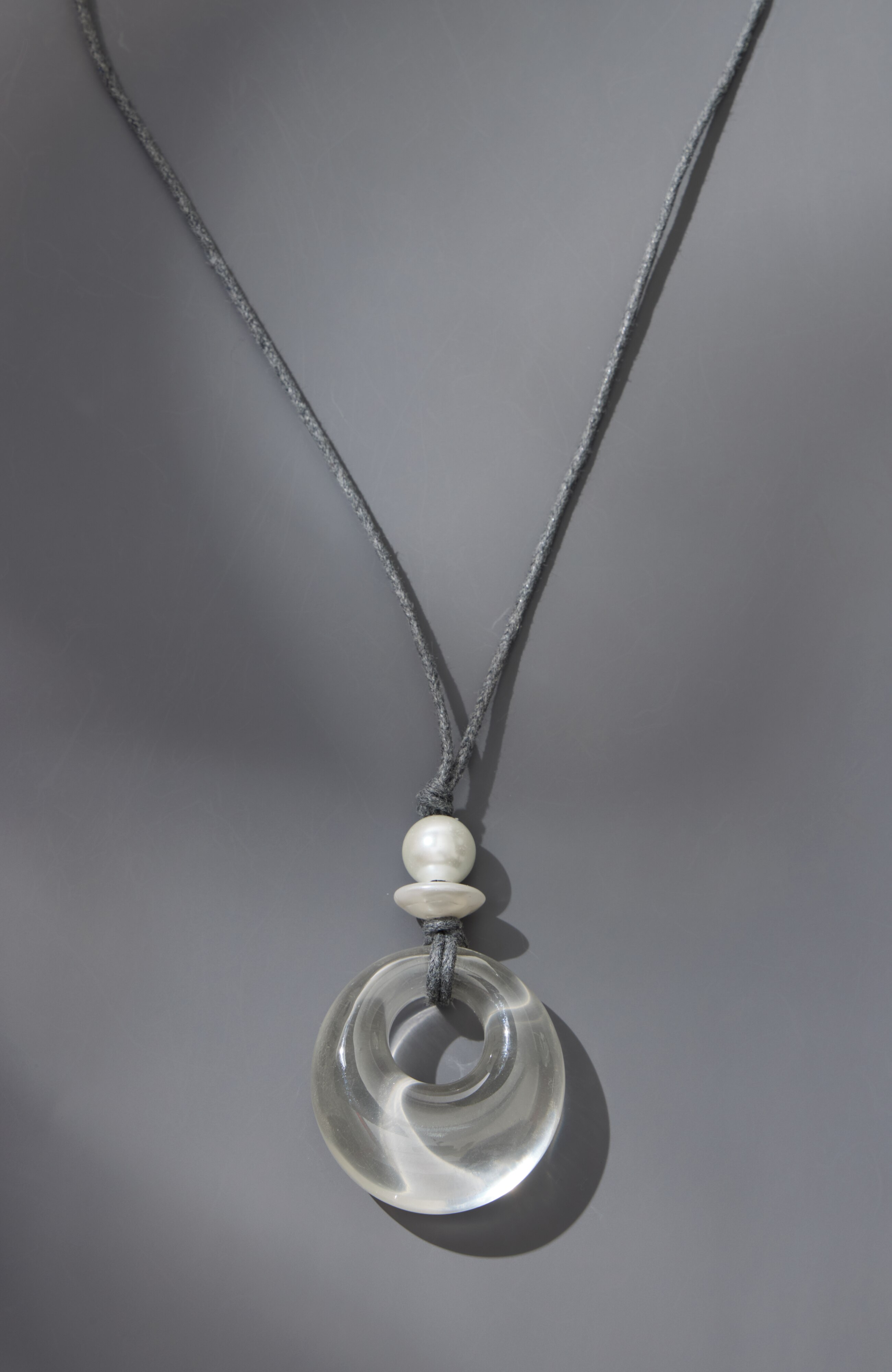glass pendant necklace