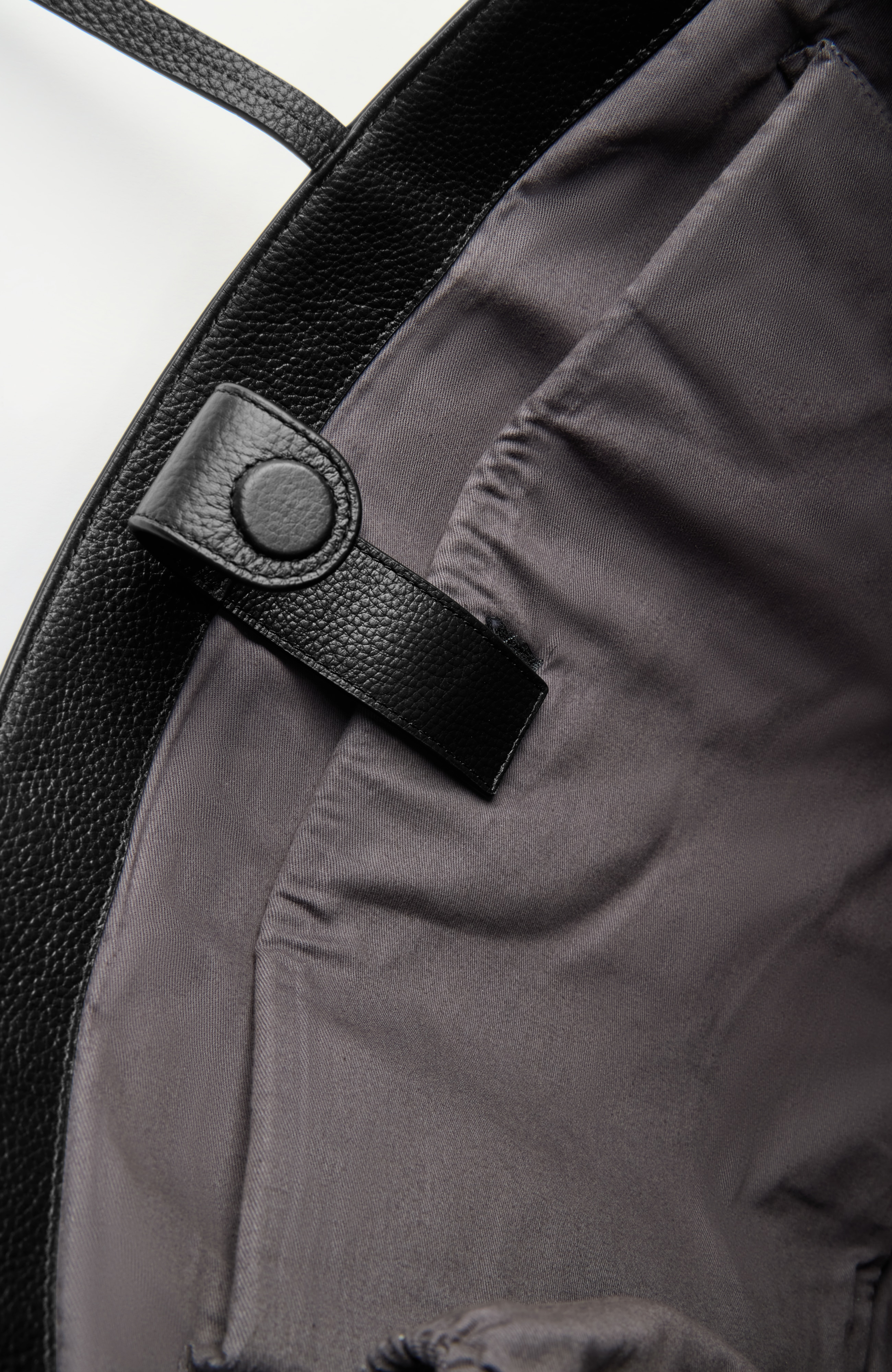 modern leather tote bag