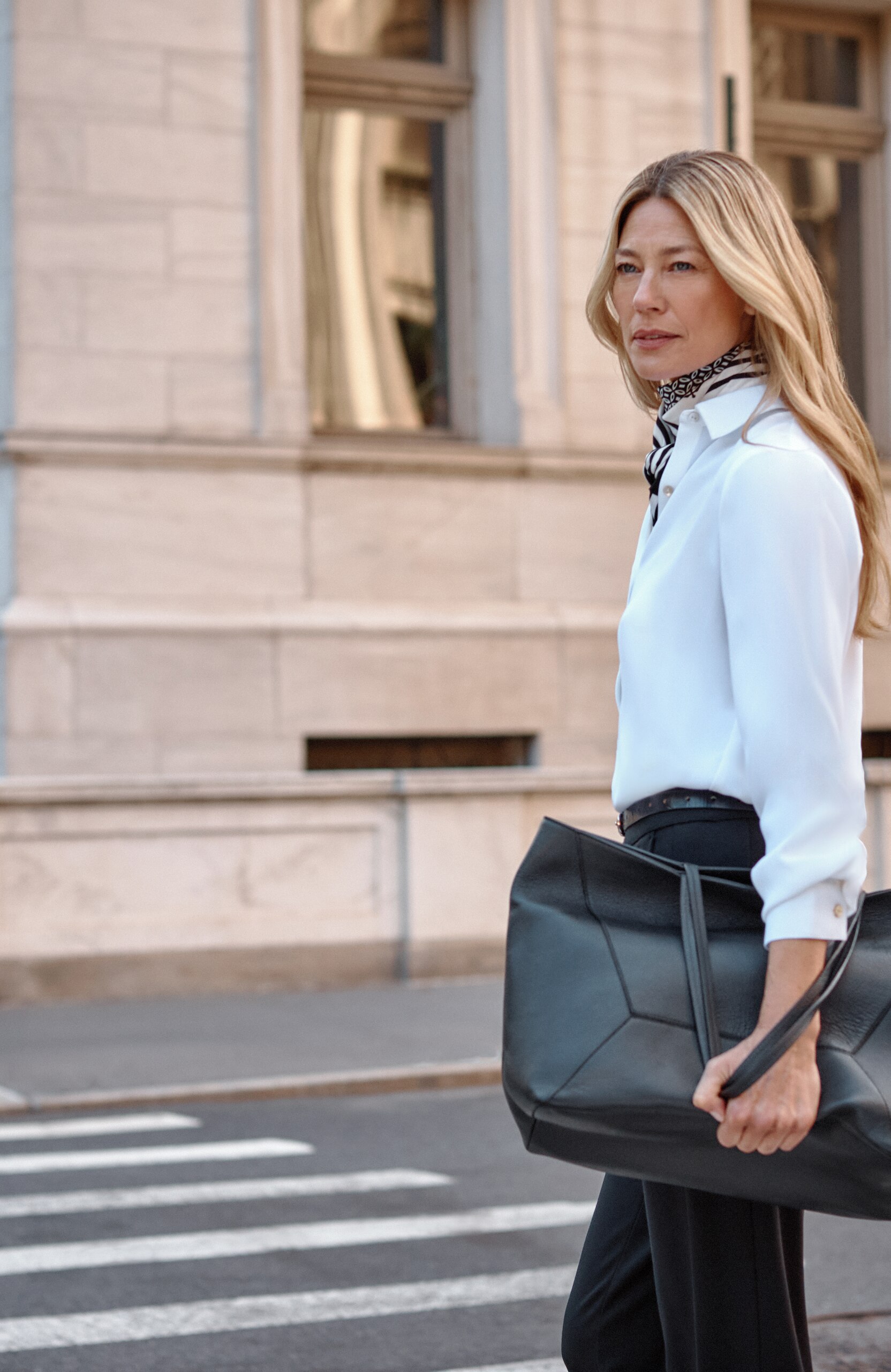 modern leather tote bag