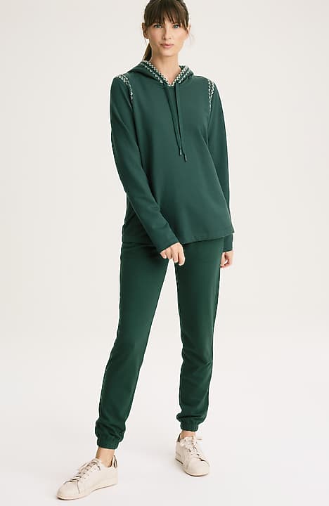 Fit Embroidered Fleece Hoodie