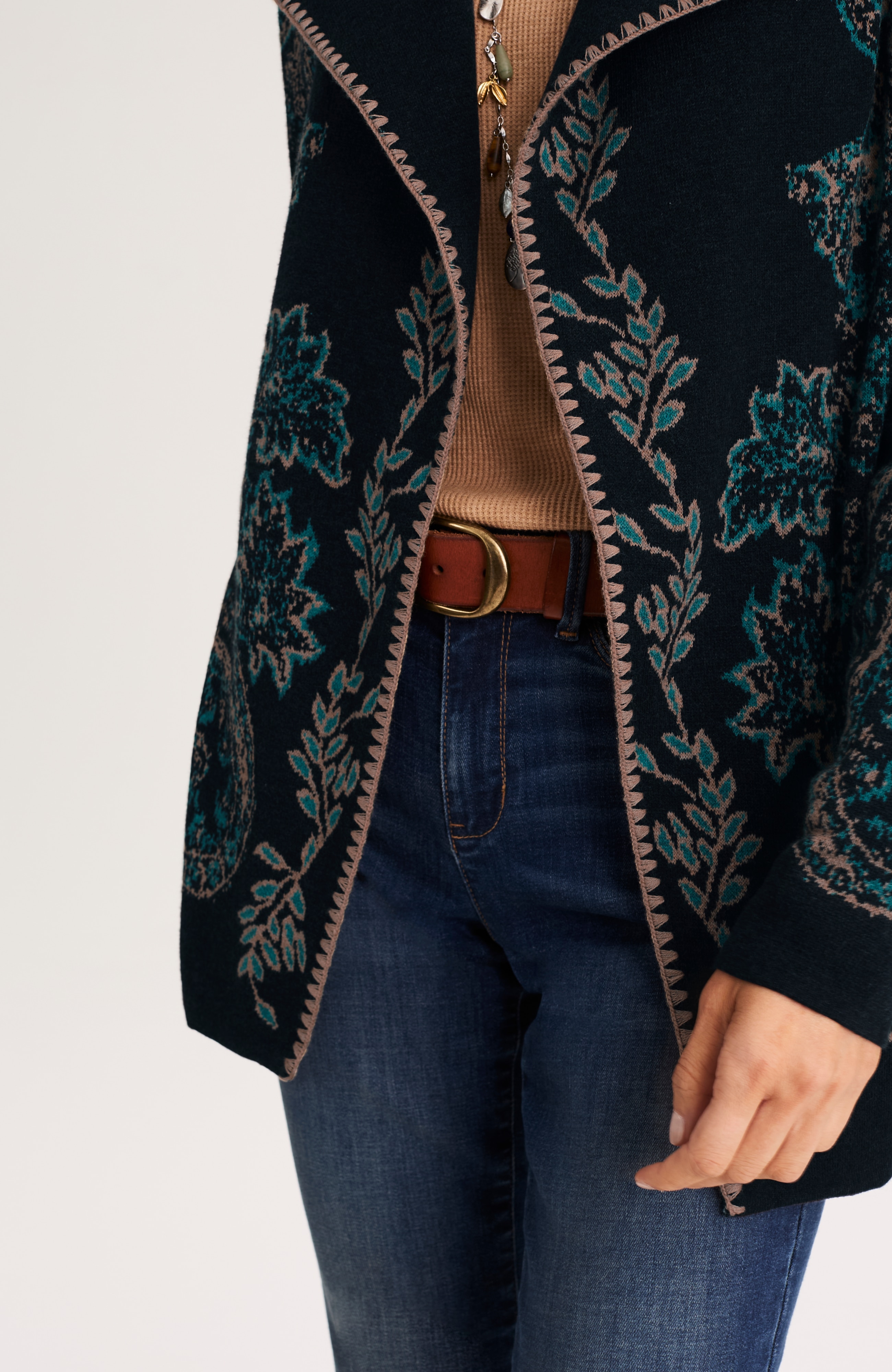 embroidered jacquard shawl-collar cardi